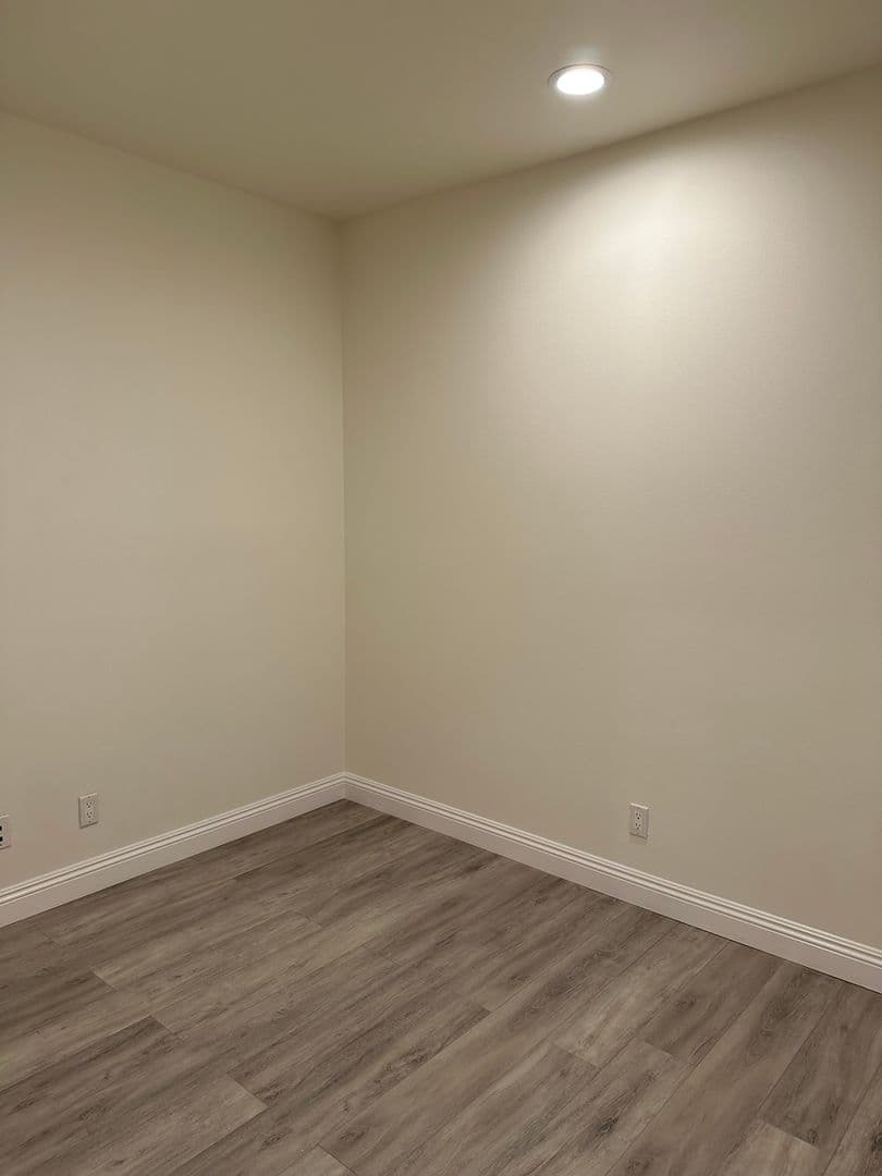 Arcadia Condo: 23 Christina St