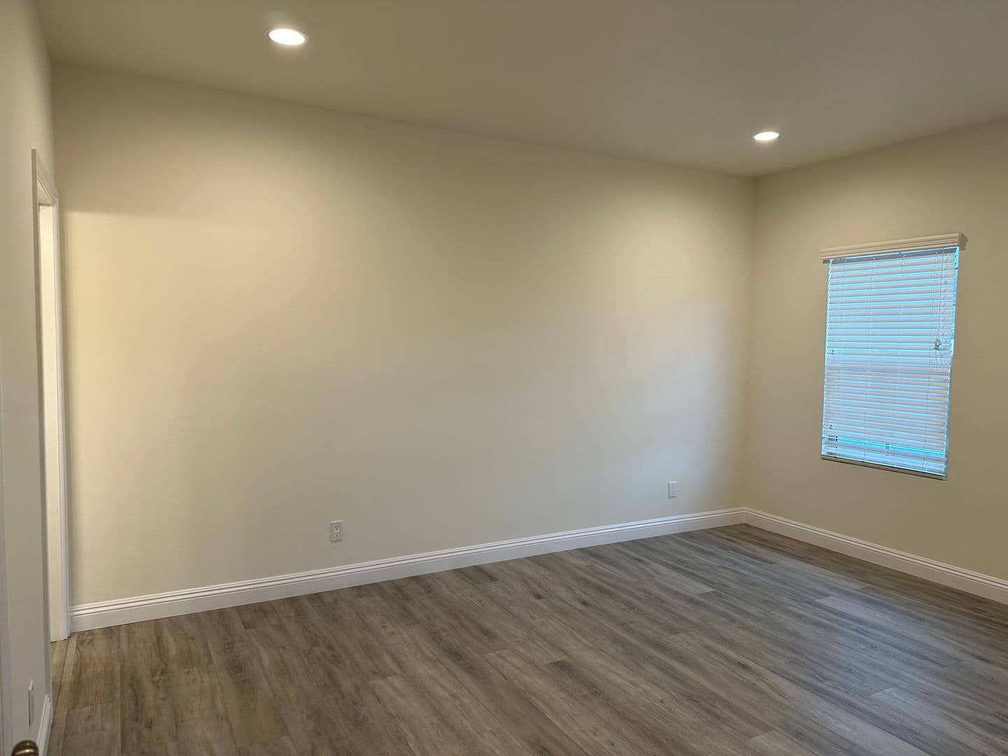 Arcadia Condo: 23 Christina St