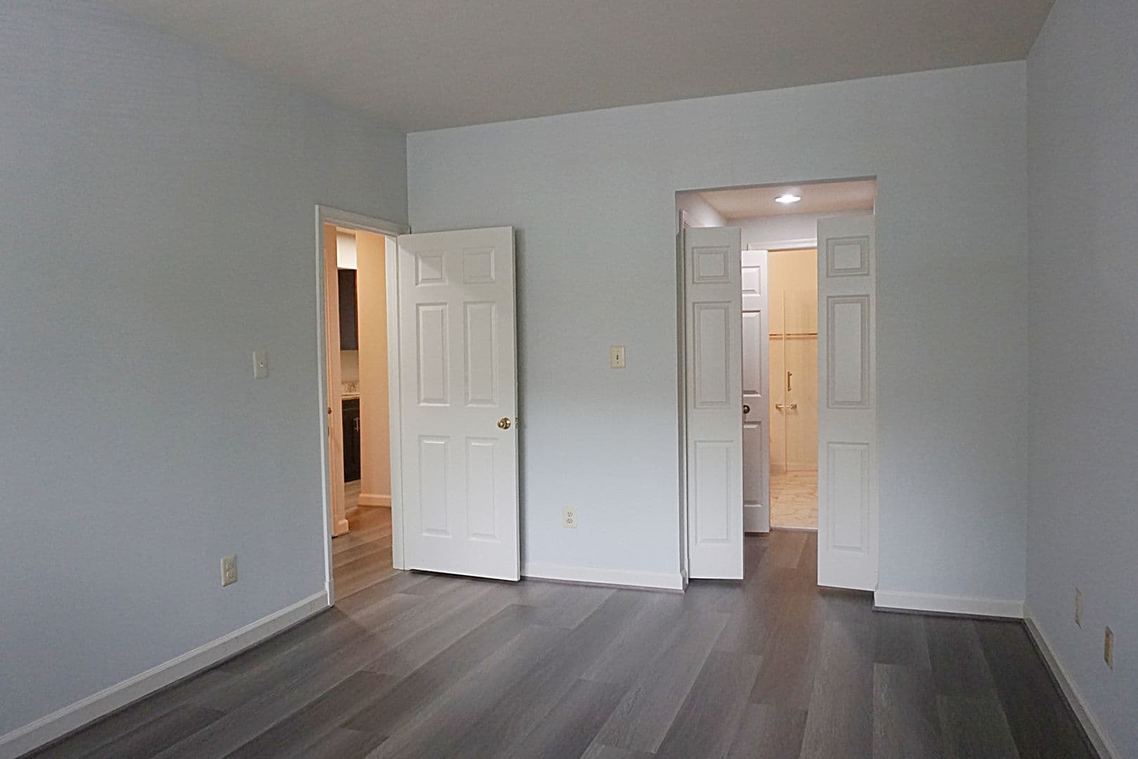 Rockville House: 10824 Antigua Ter.,