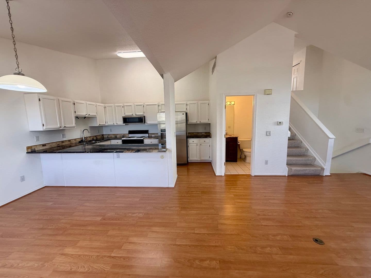 Golden House: 537 Canyon View Dr