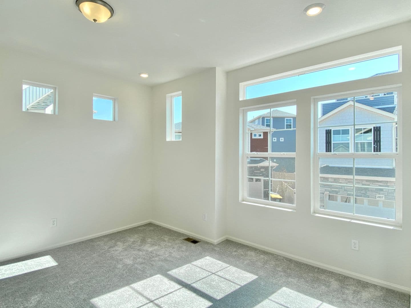 Aurora House: 21805 East 44th Place