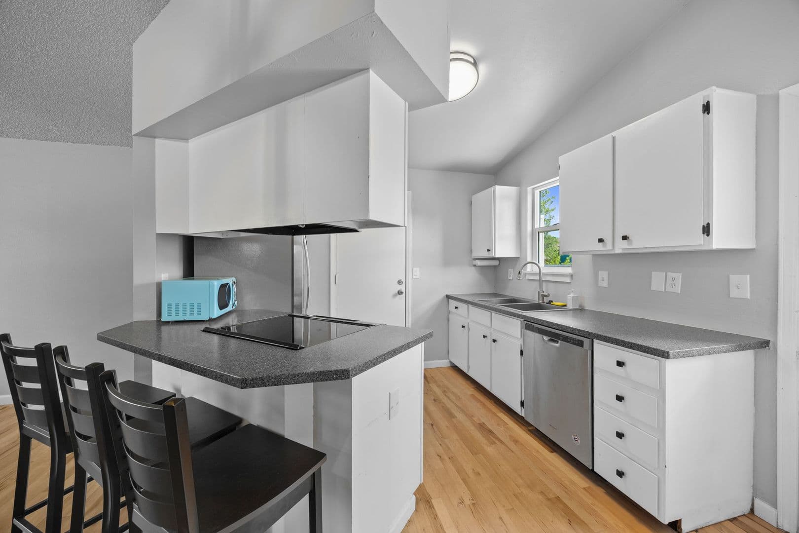 Aurora House: 4485 S Pagosa Circle