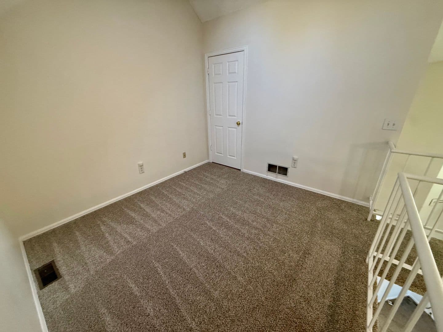 Aurora House: 13751 E Lehigh Avenue