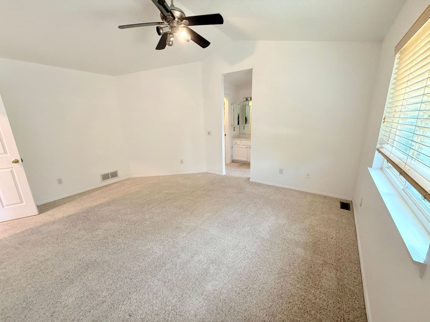 Golden House: 537 Canyon View Dr