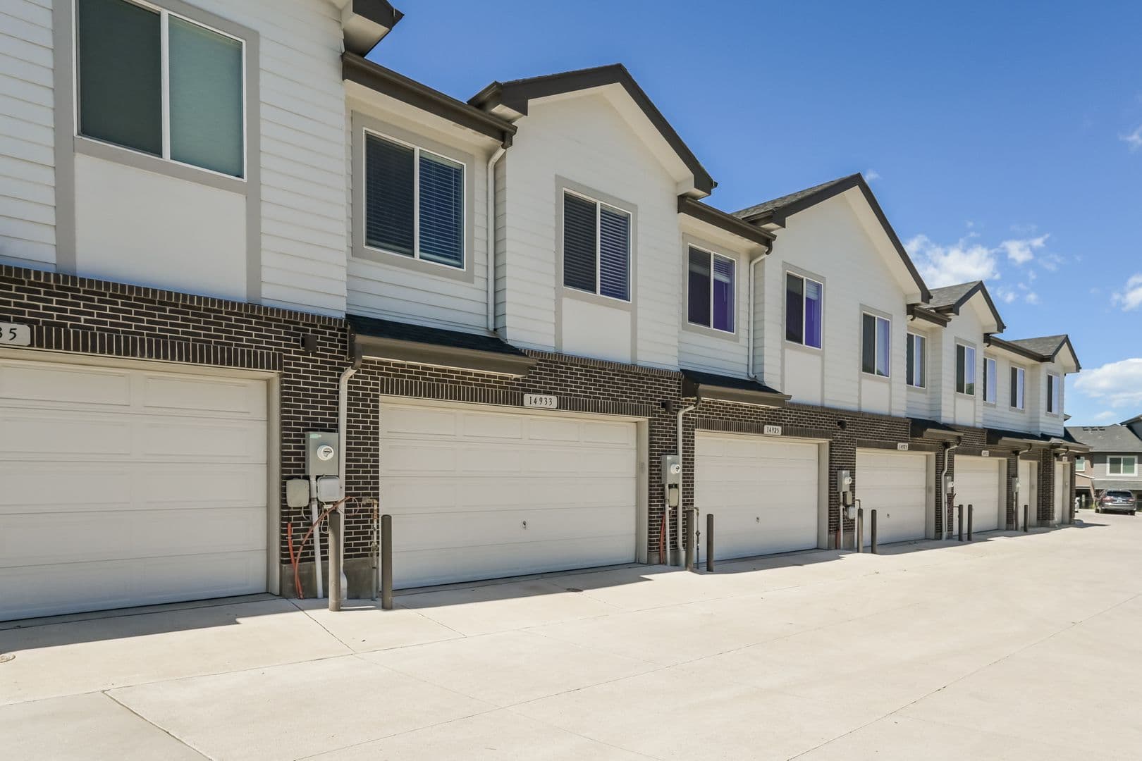 Aurora House: 14933 E Belleview Dr