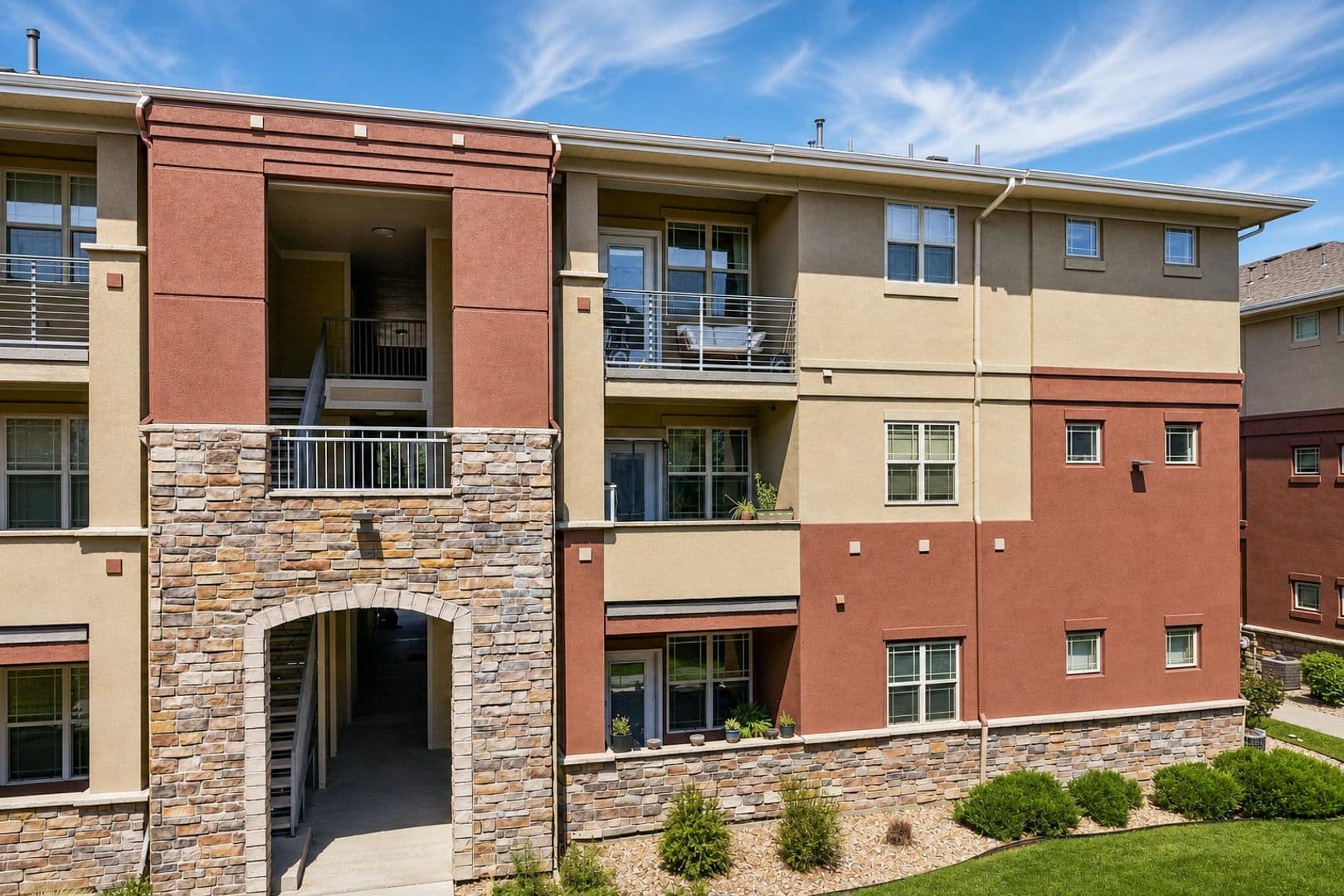 Arvada House: 8123 W 51st Place #302
