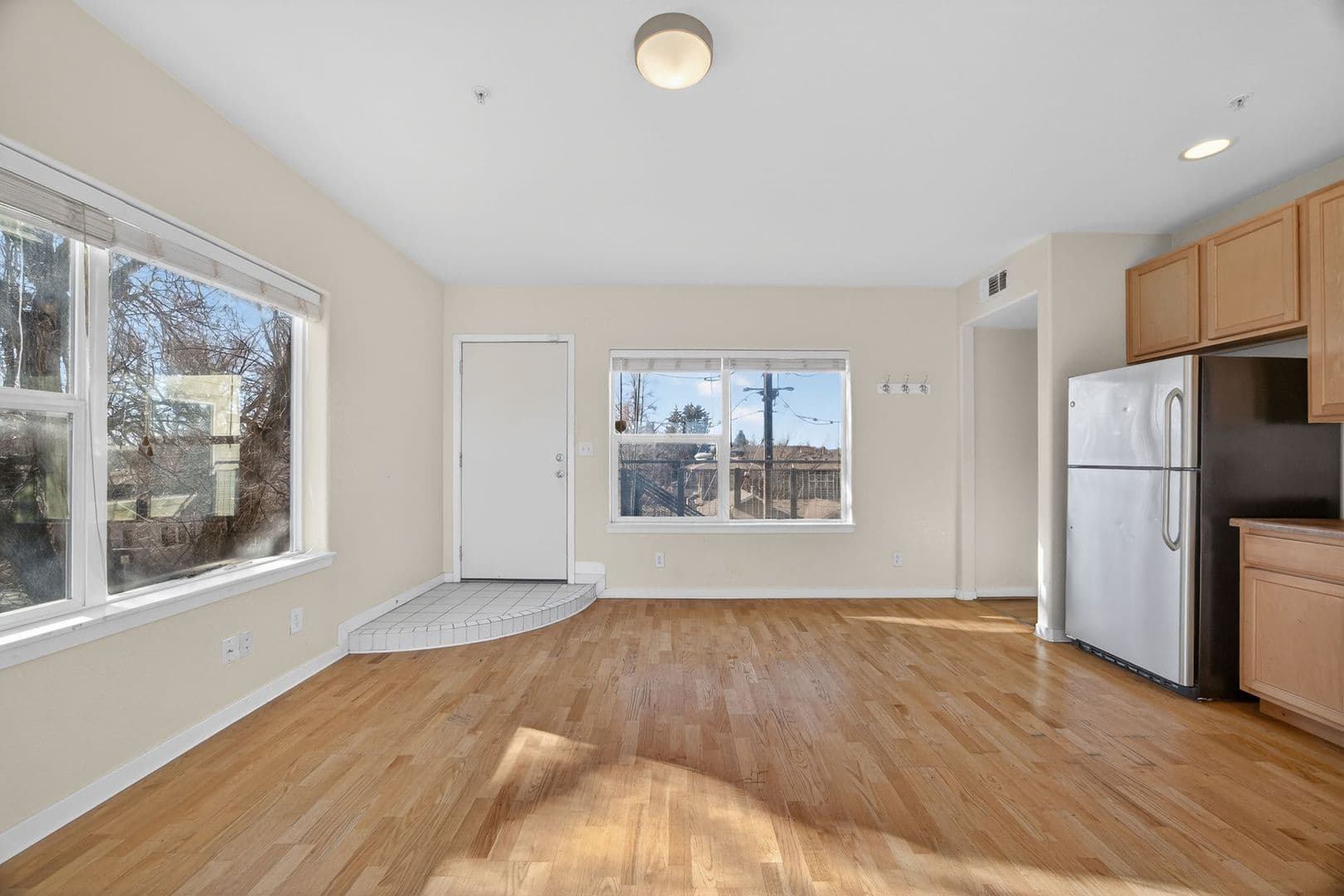 Denver House: 2389 South High St