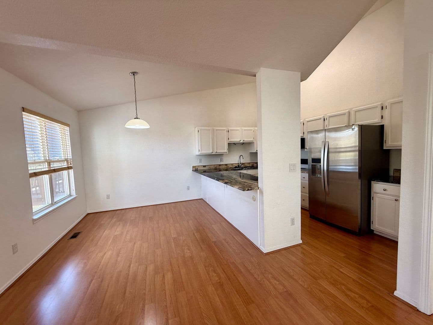 Golden House: 537 Canyon View Dr