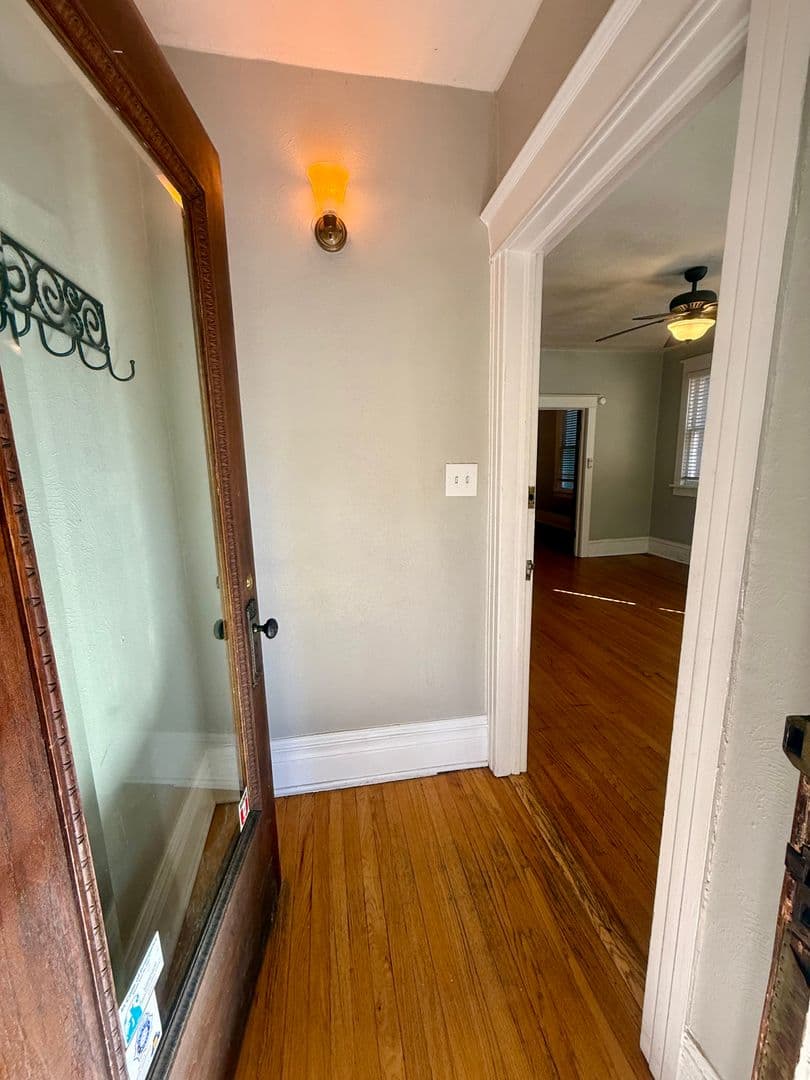 Denver House: 1532 Saint Paul St