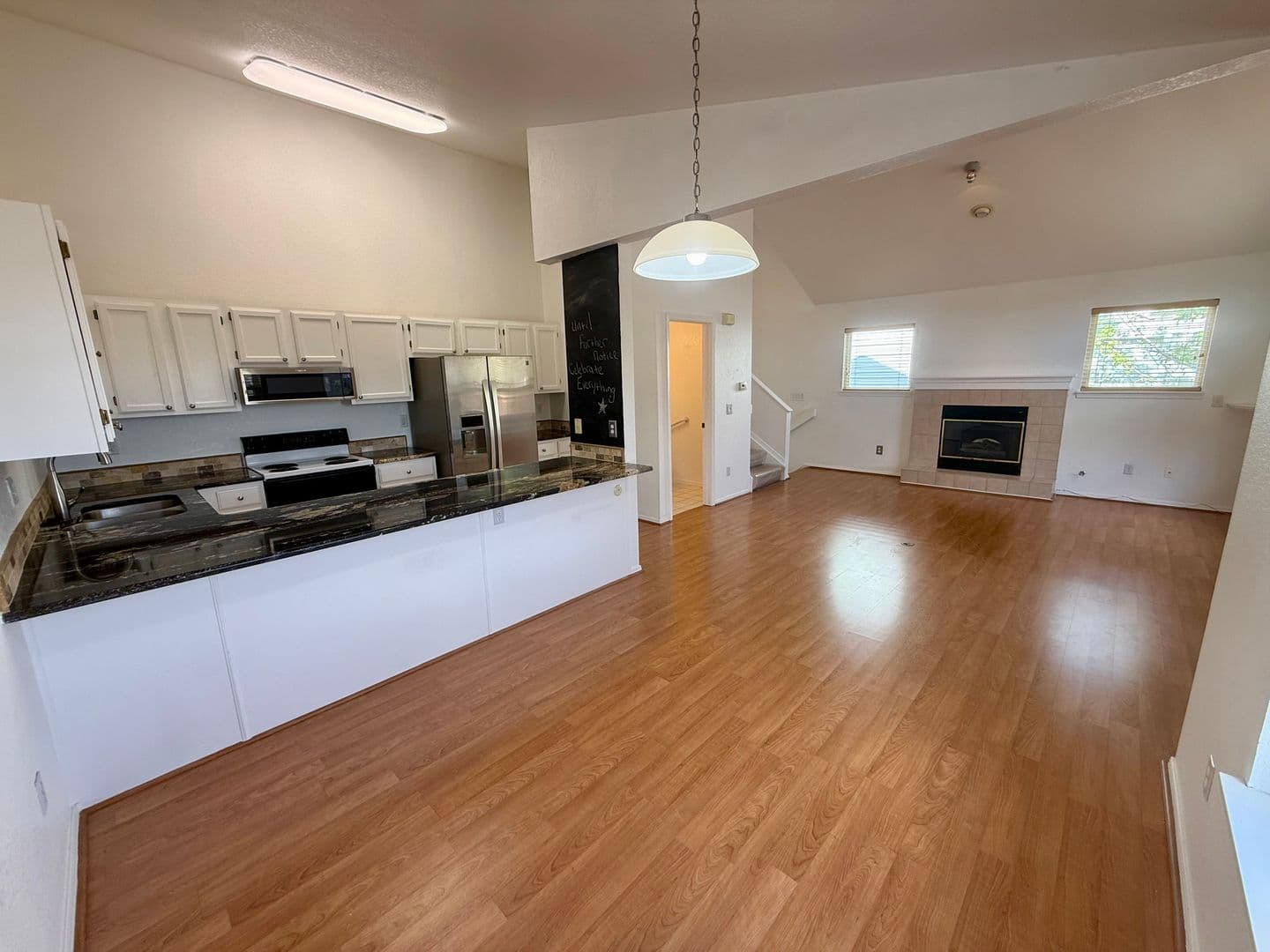 Golden House: 537 Canyon View Dr