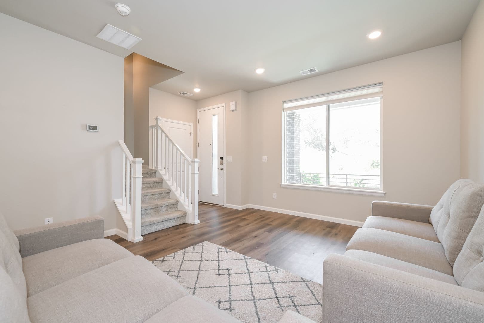 Aurora House: 14933 E Belleview Dr