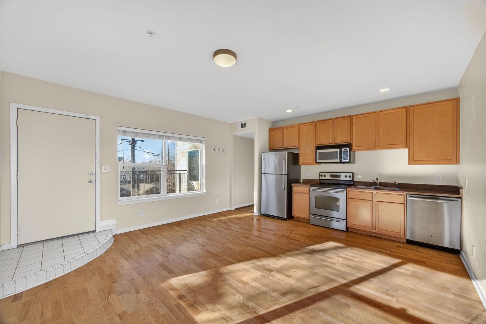 Denver House: 2389 South High St