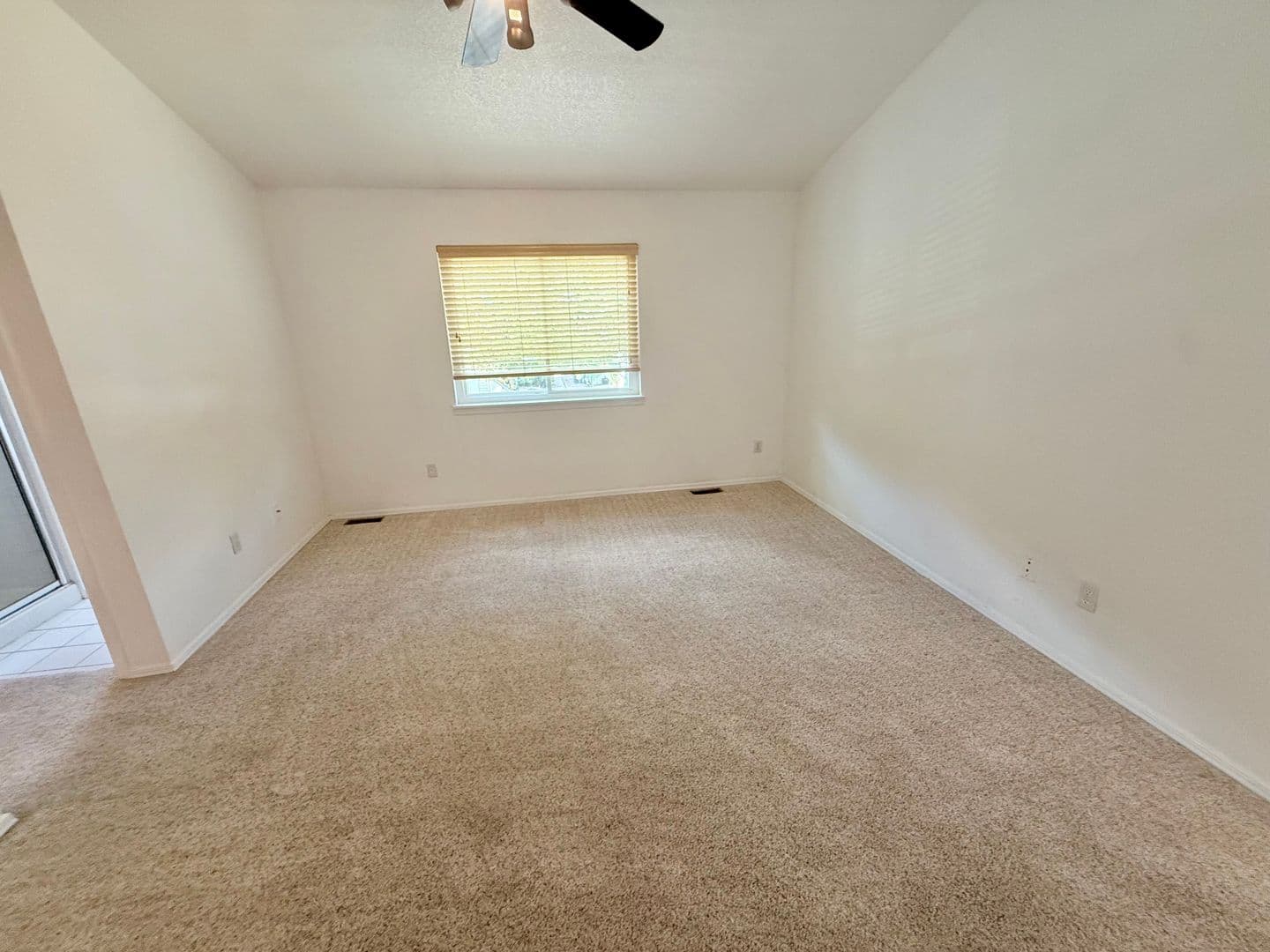 Golden House: 537 Canyon View Dr
