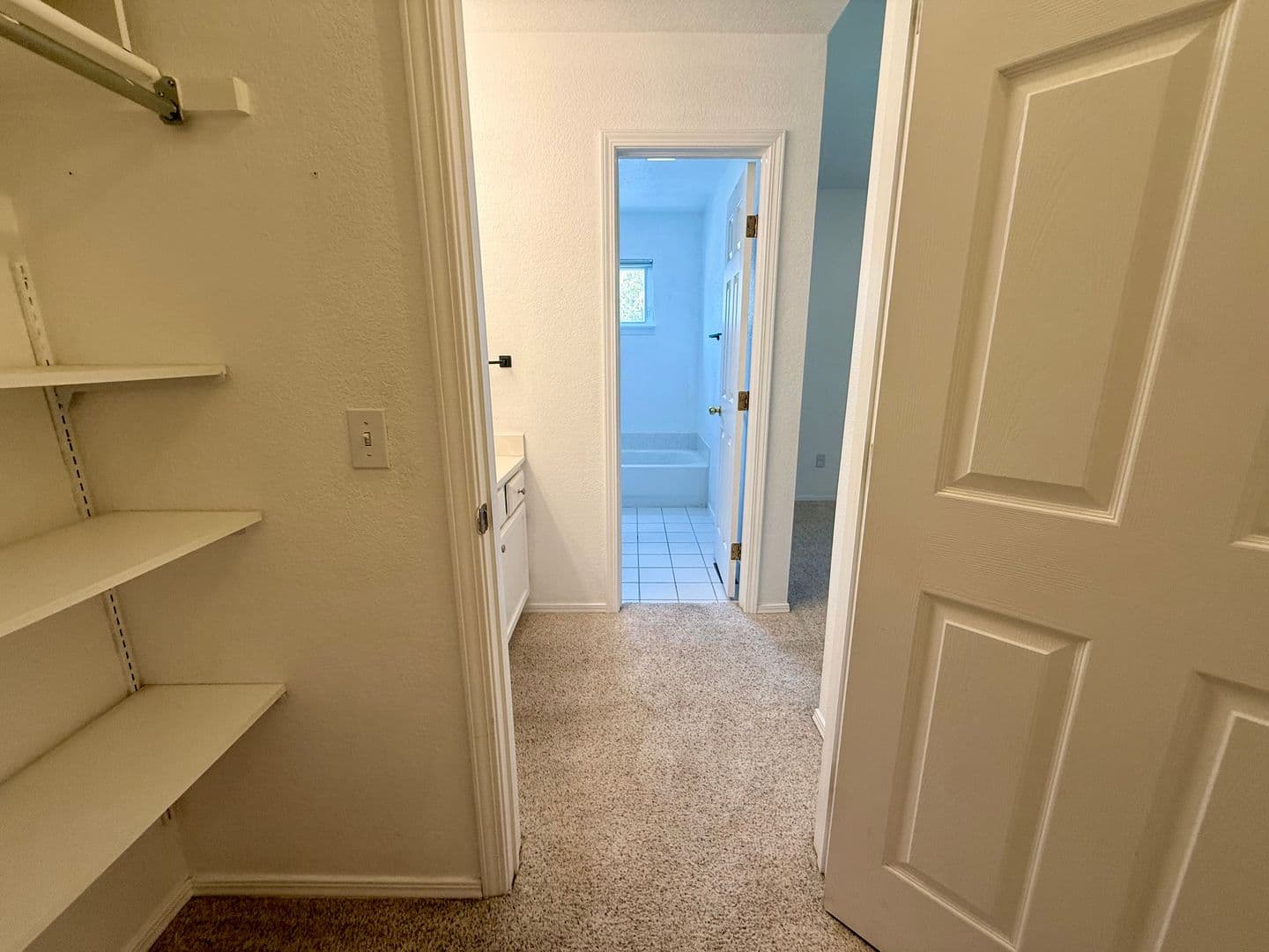 Golden House: 537 Canyon View Dr