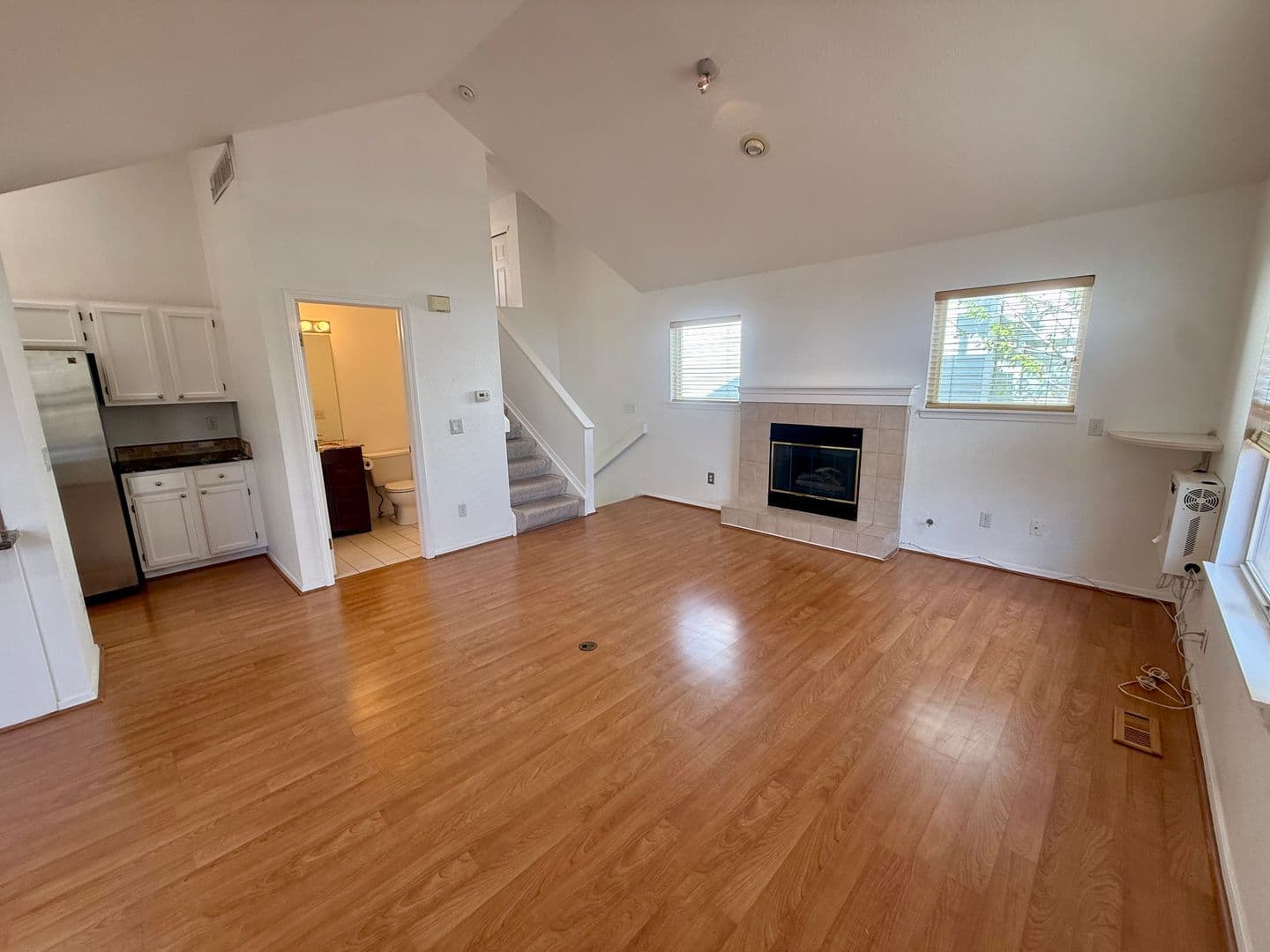 Golden House: 537 Canyon View Dr