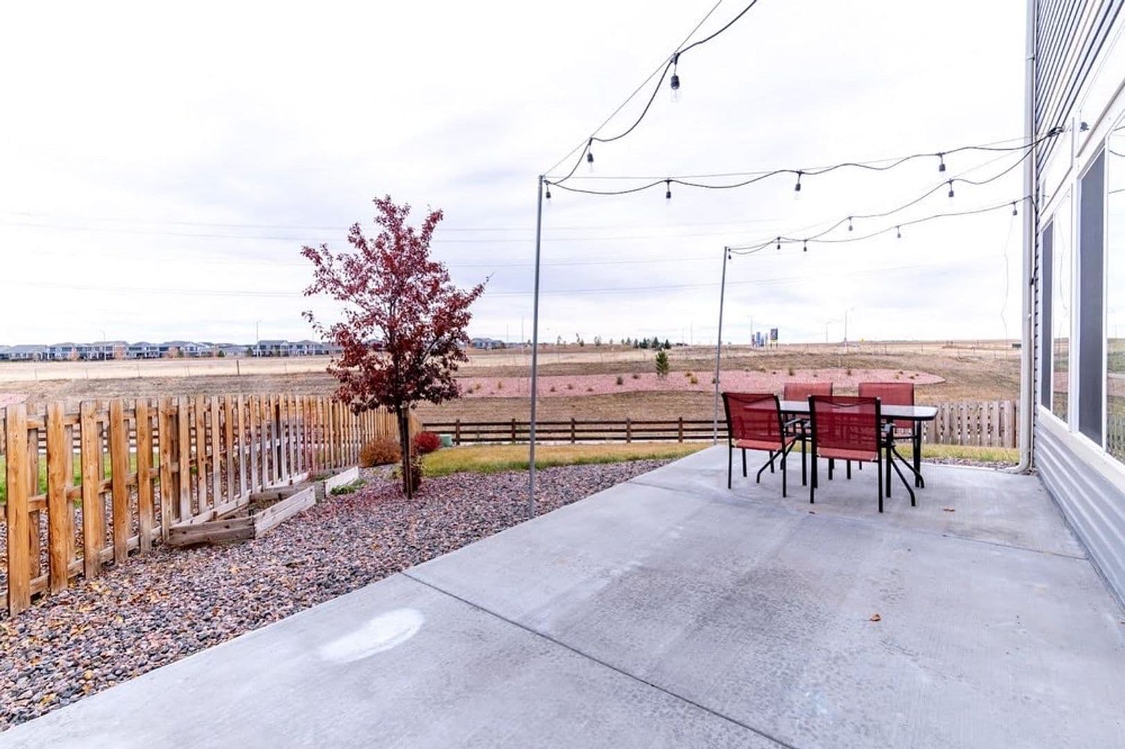 Aurora House: 262 S Old Hammer Ct