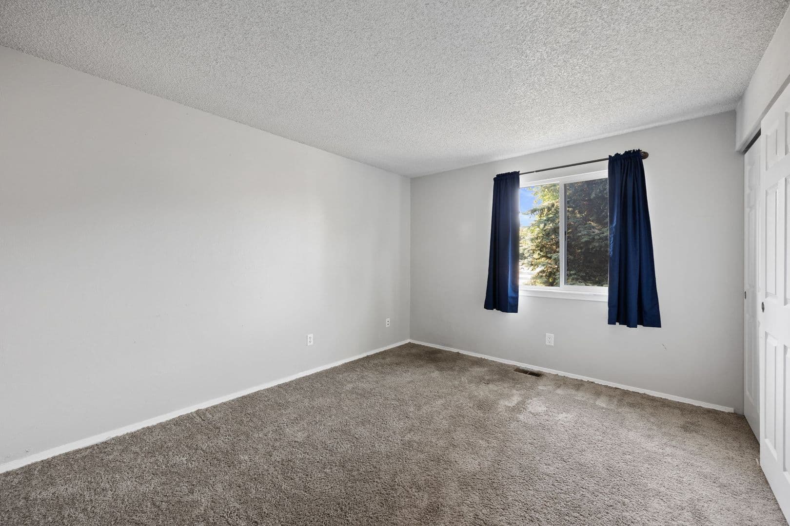Aurora House: 4485 S Pagosa Circle