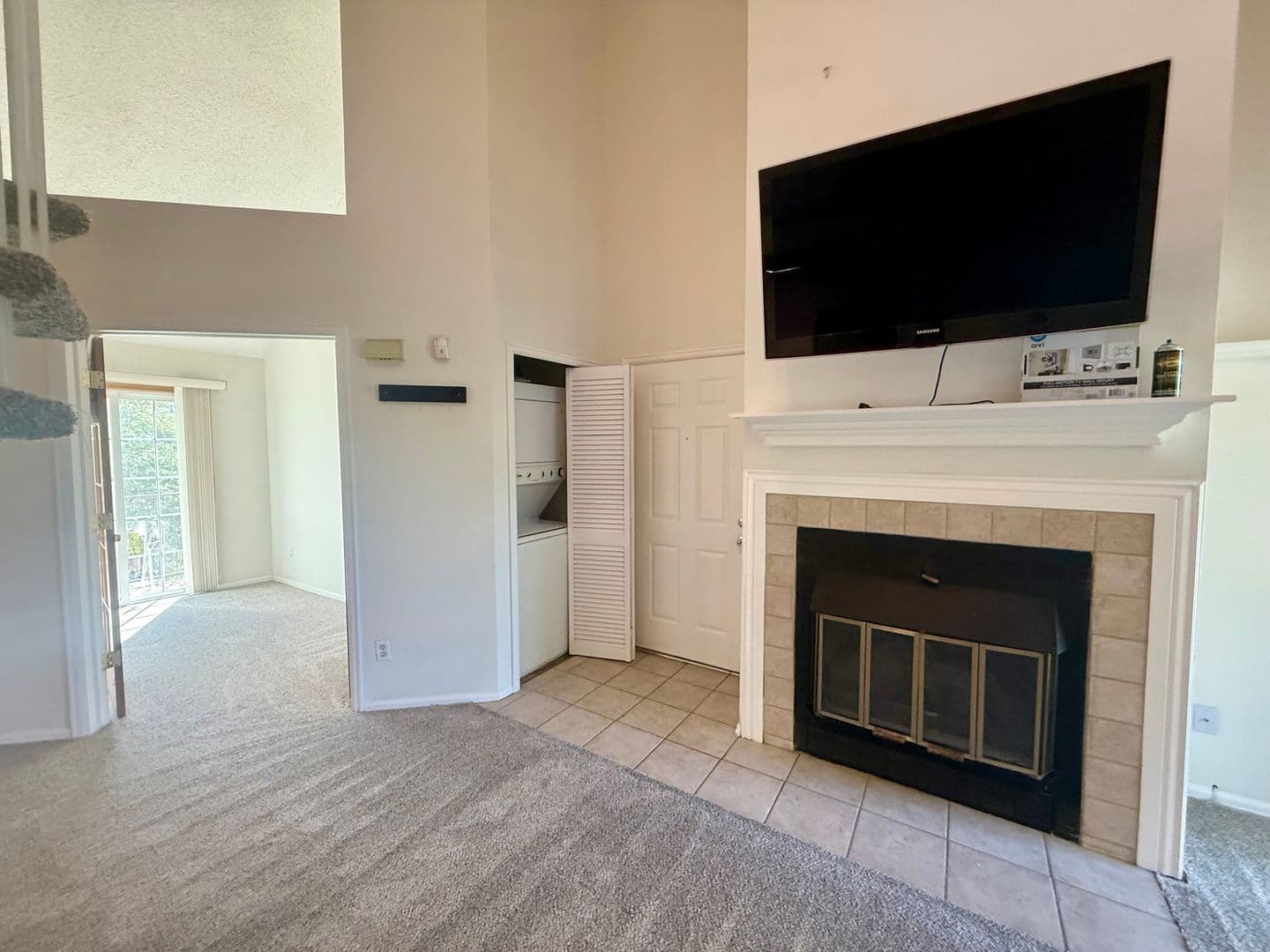 Aurora House: 13751 E Lehigh Avenue
