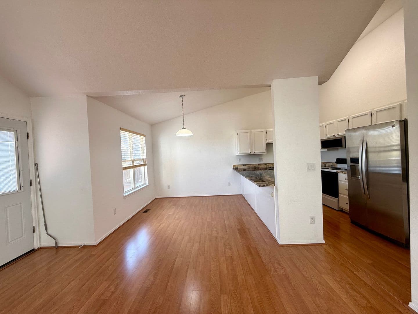 Golden House: 537 Canyon View Dr