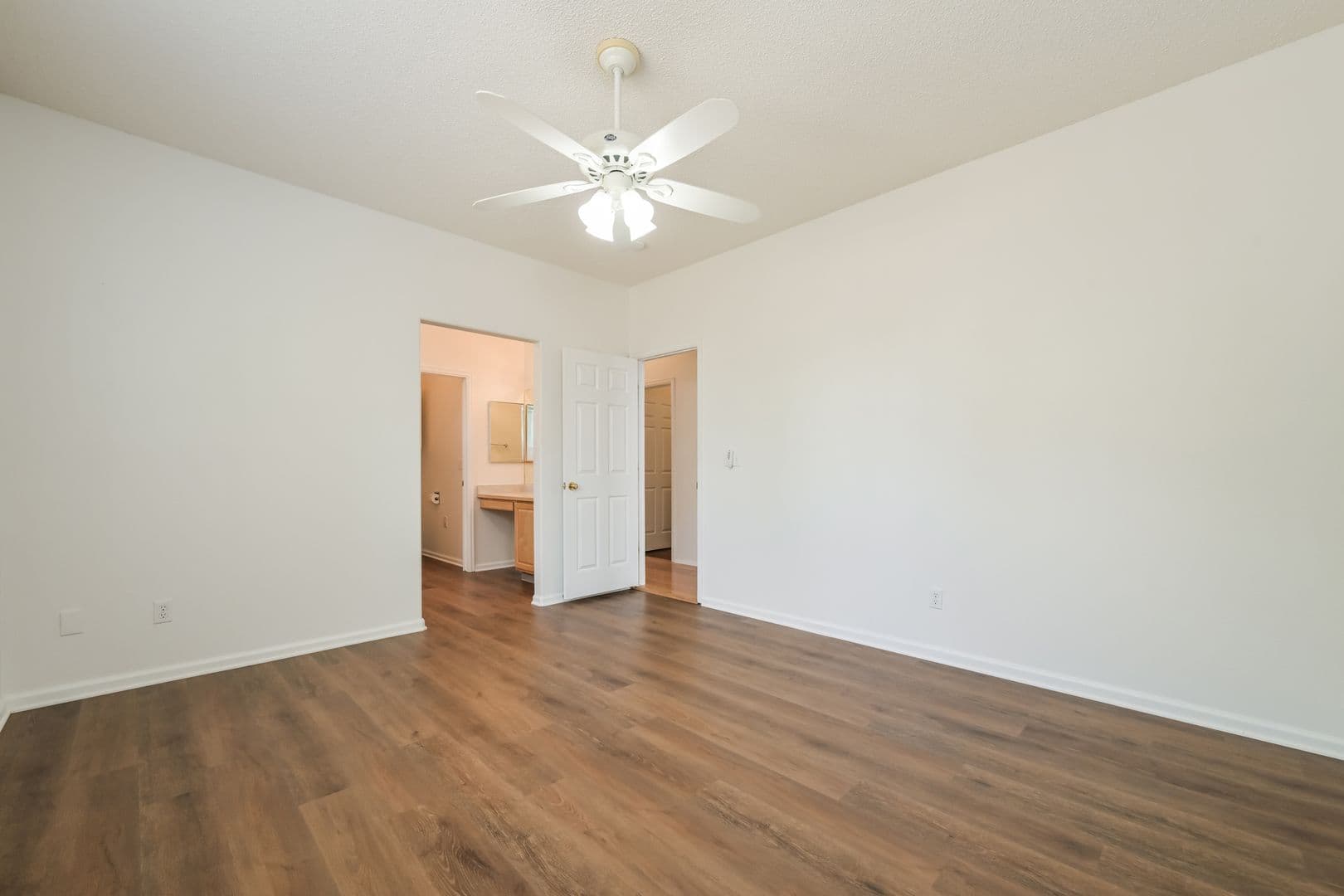 Aurora House: 18512 E Harvard Dr