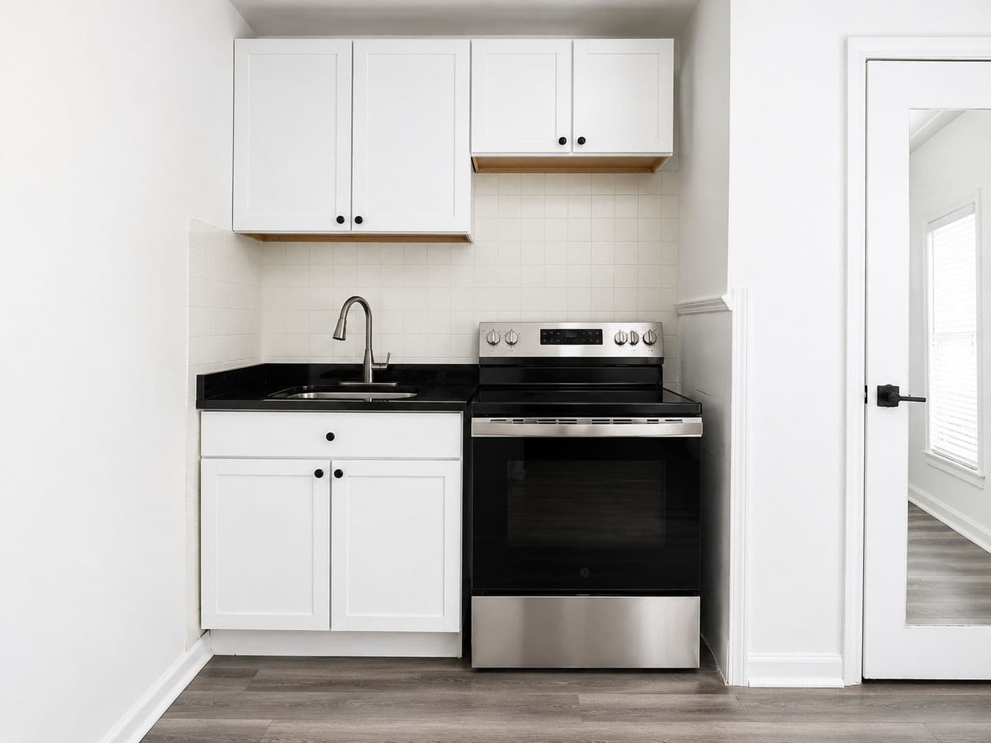 Chicago Apartment: 3943-45 W. 26th St.