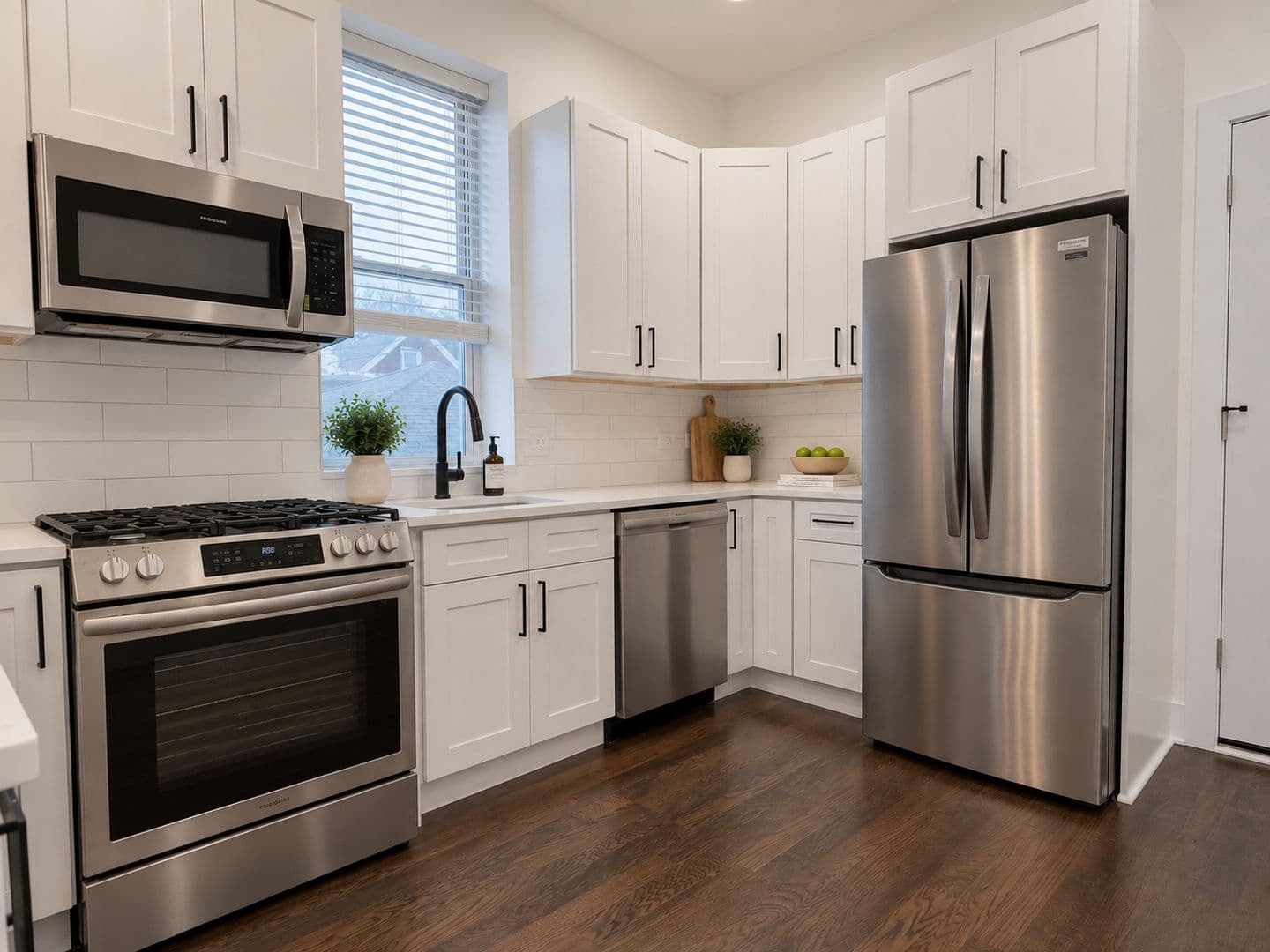 Chicago Apartment: 2249 W. Cermak Rd