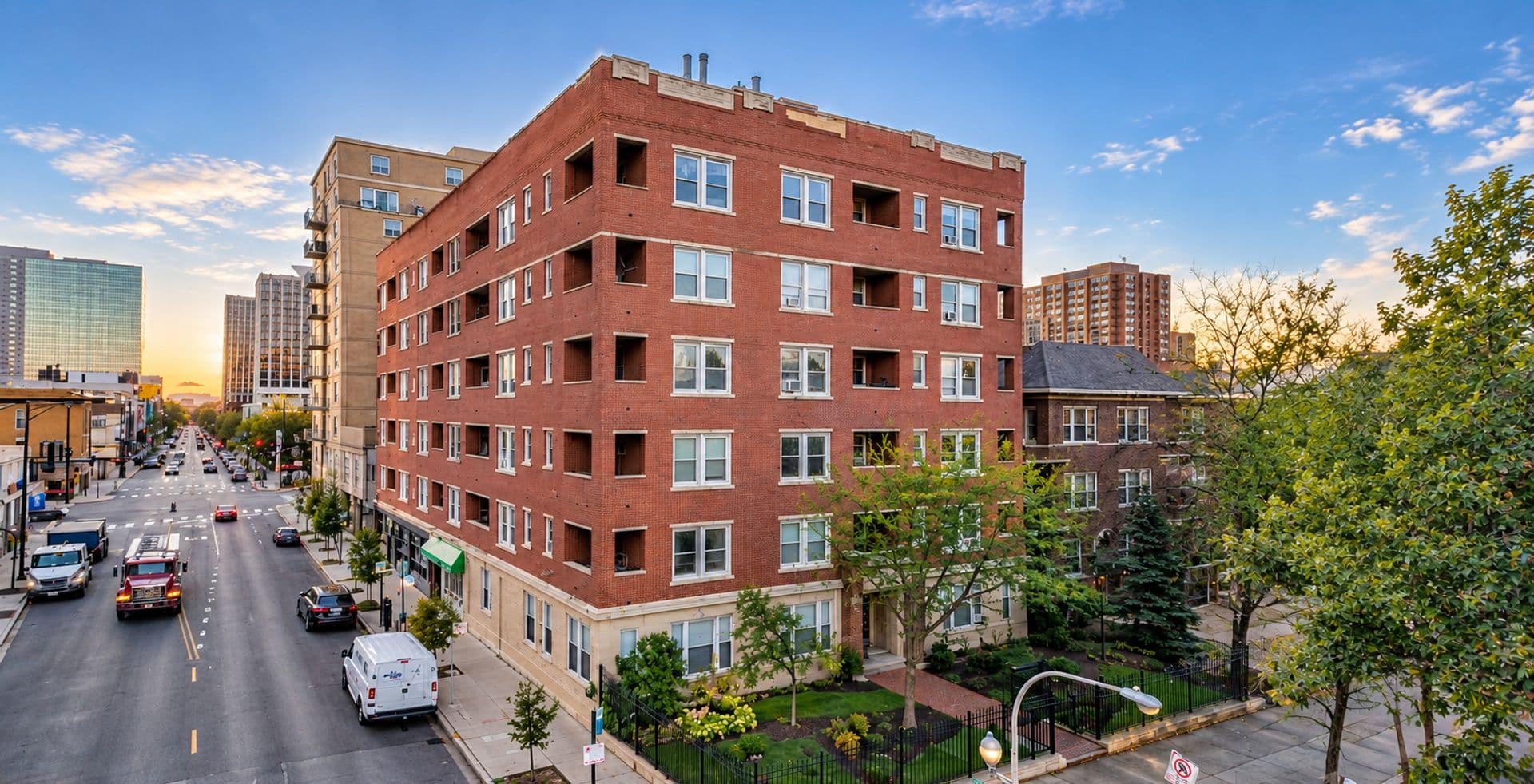 Chicago Apartment: 4363 N Kenmore Ave