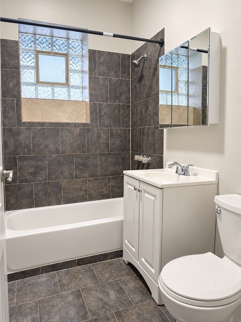 Chicago Apartment: 3614 W. 26th St. Chicago, IL 60623