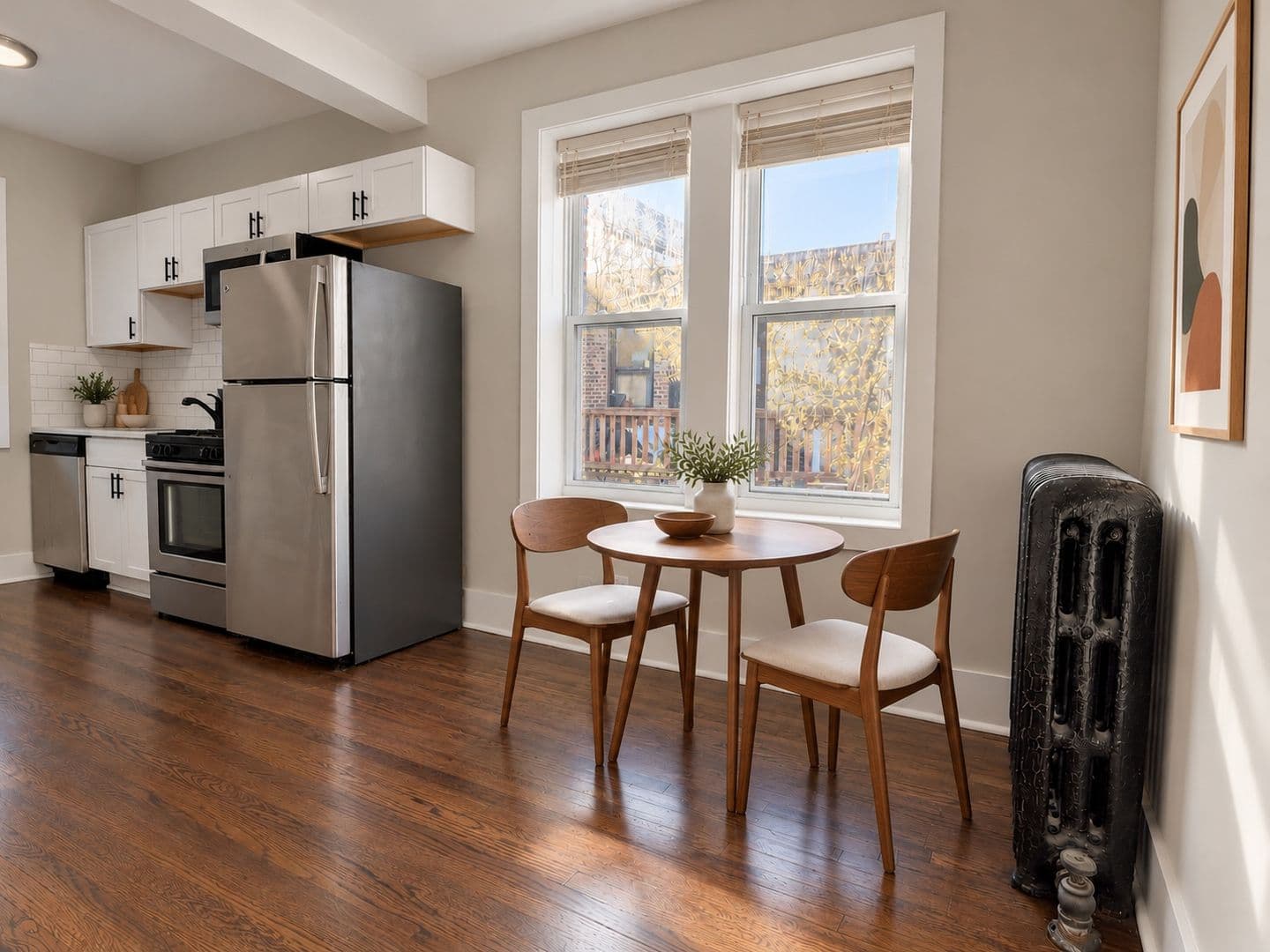 Chicago Apartment: 6657 N Clark St. / 1633-41 W. North Shore