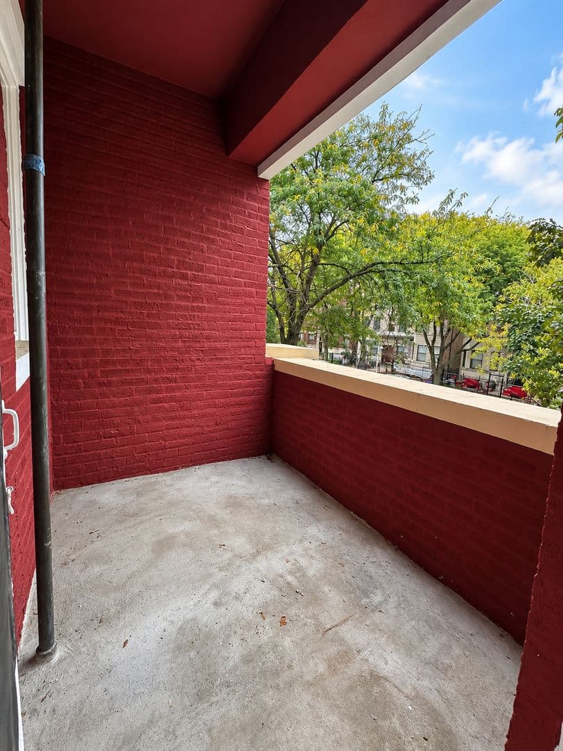 Chicago Apartment: 4363 N Kenmore Ave