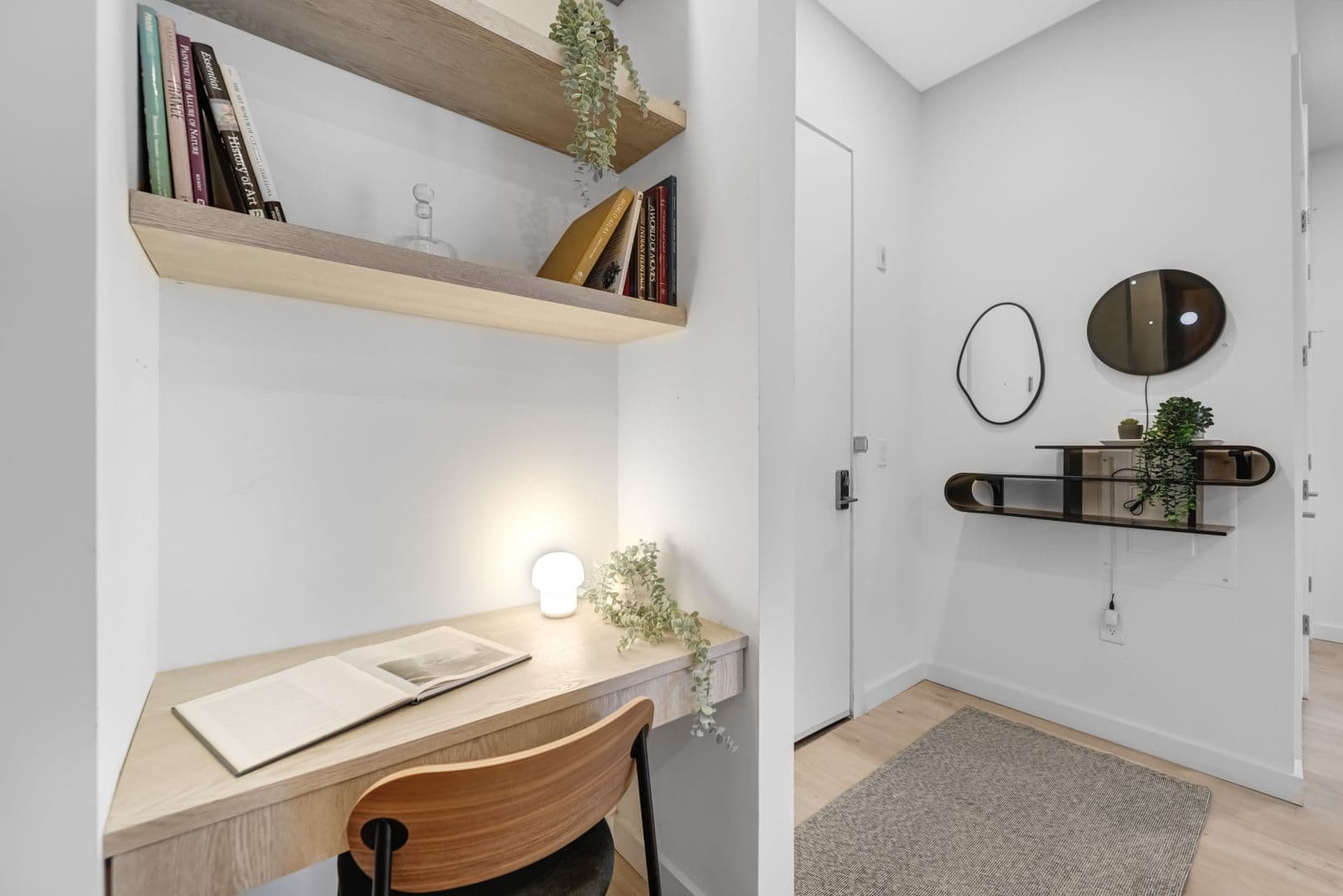 Harrison Apartment: 1100 S 5th Street