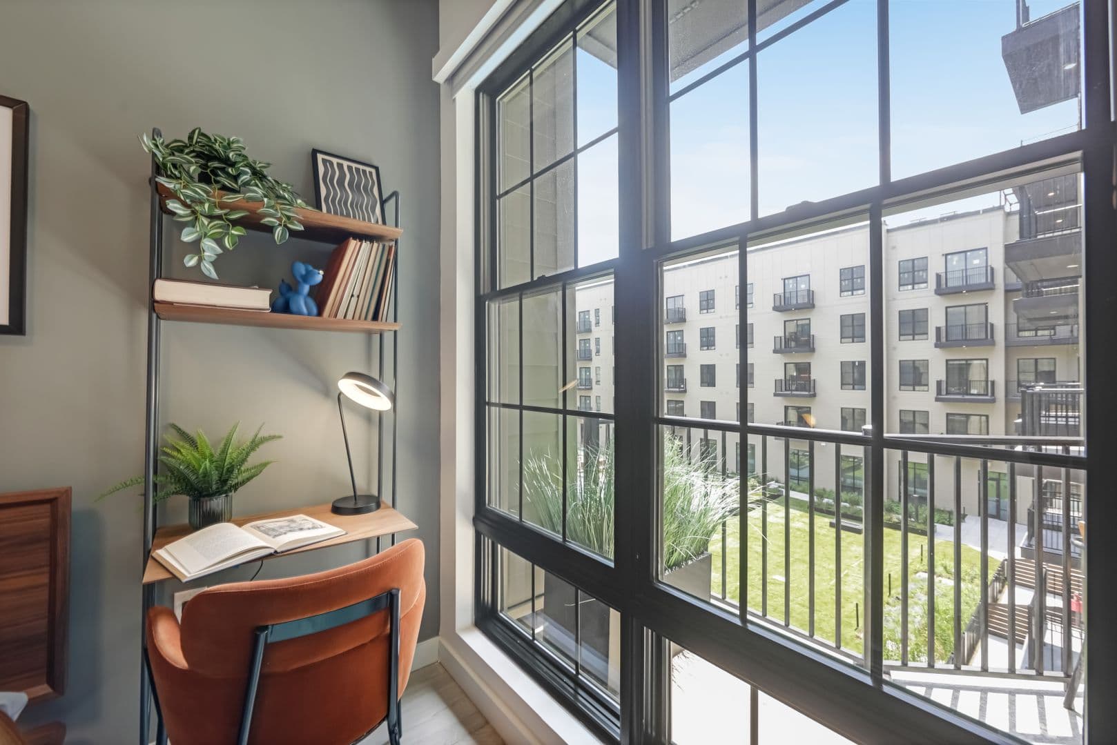 Harrison Apartment: 1100 S 5th Street