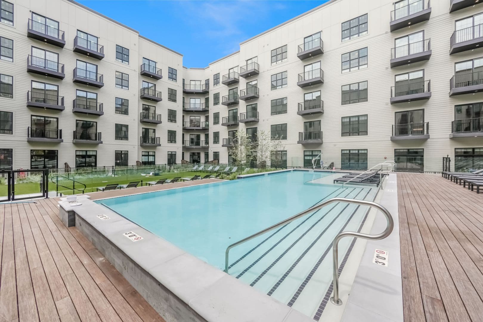 Harrison Apartment: 1100 S 5th Street