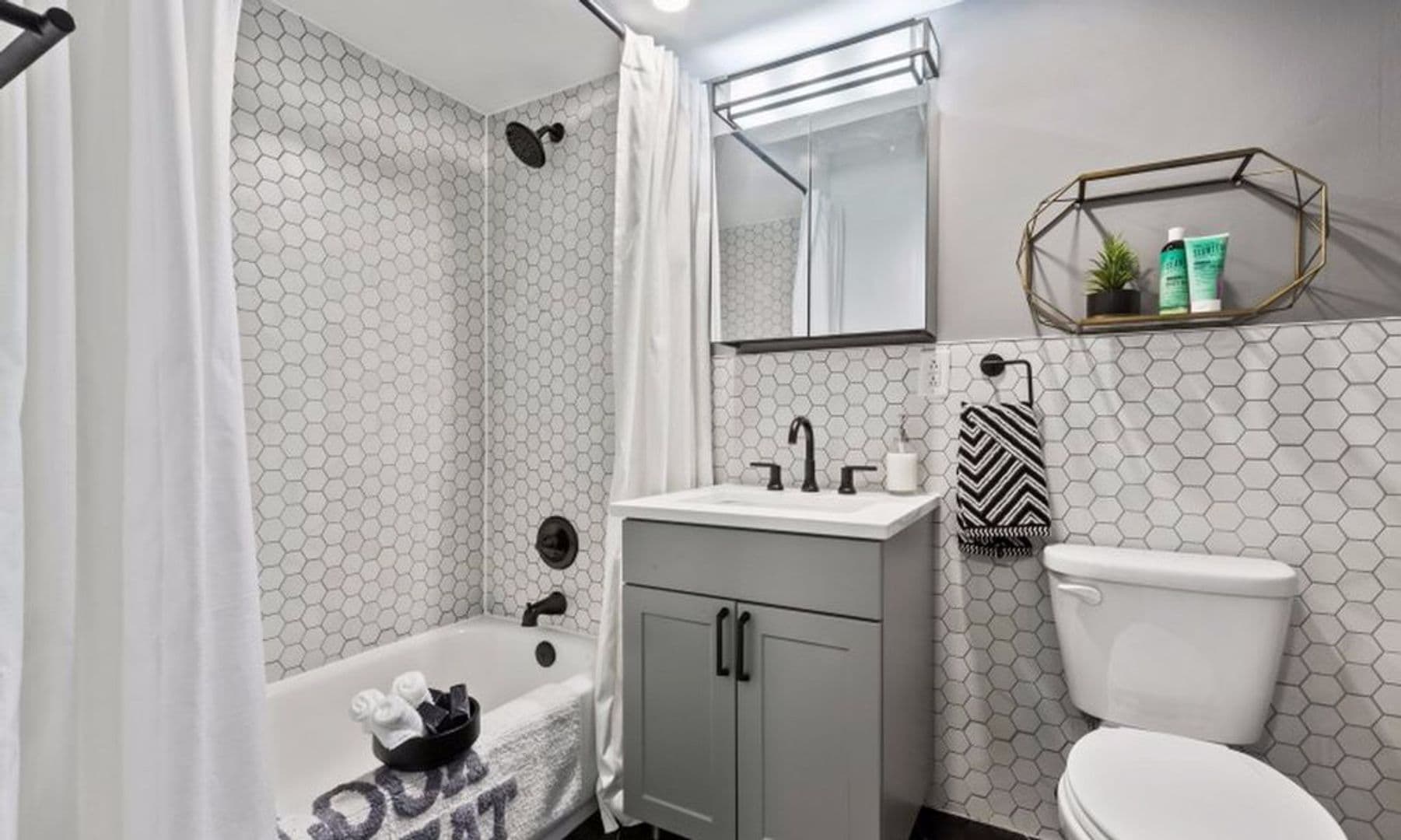 Hoboken Apartment: 71 Garden Street