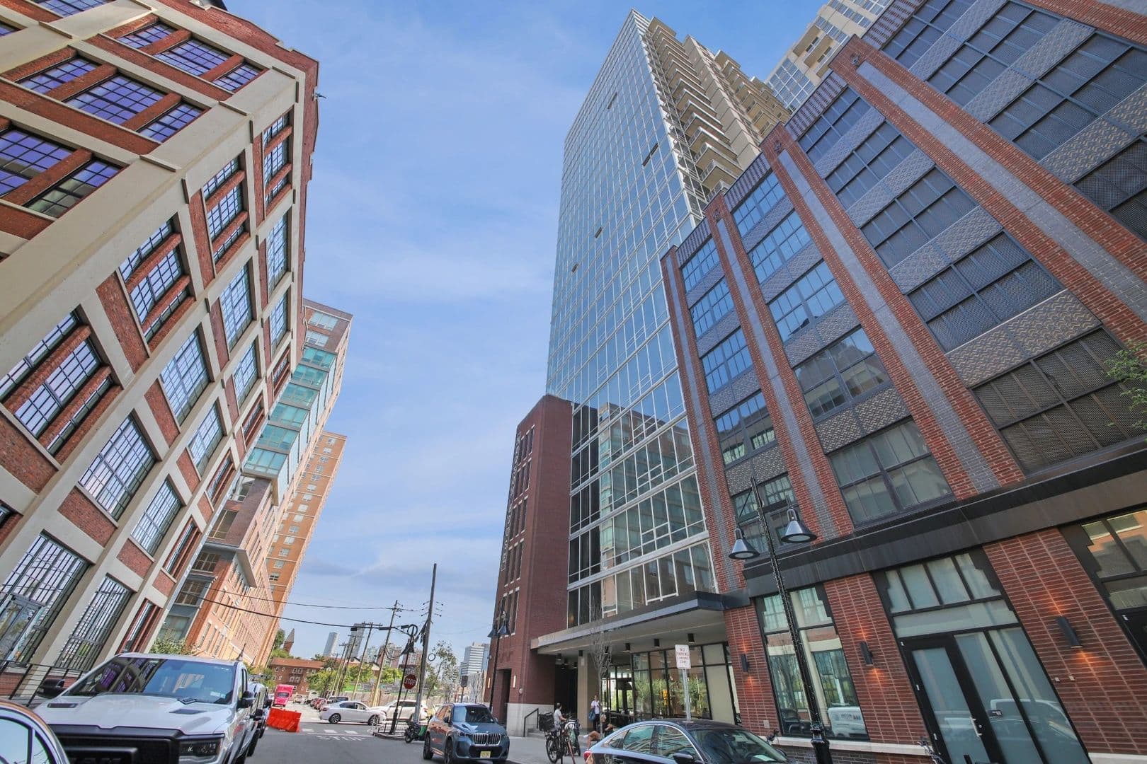 Jersey City Apartment: 234 16th St, Jersey City