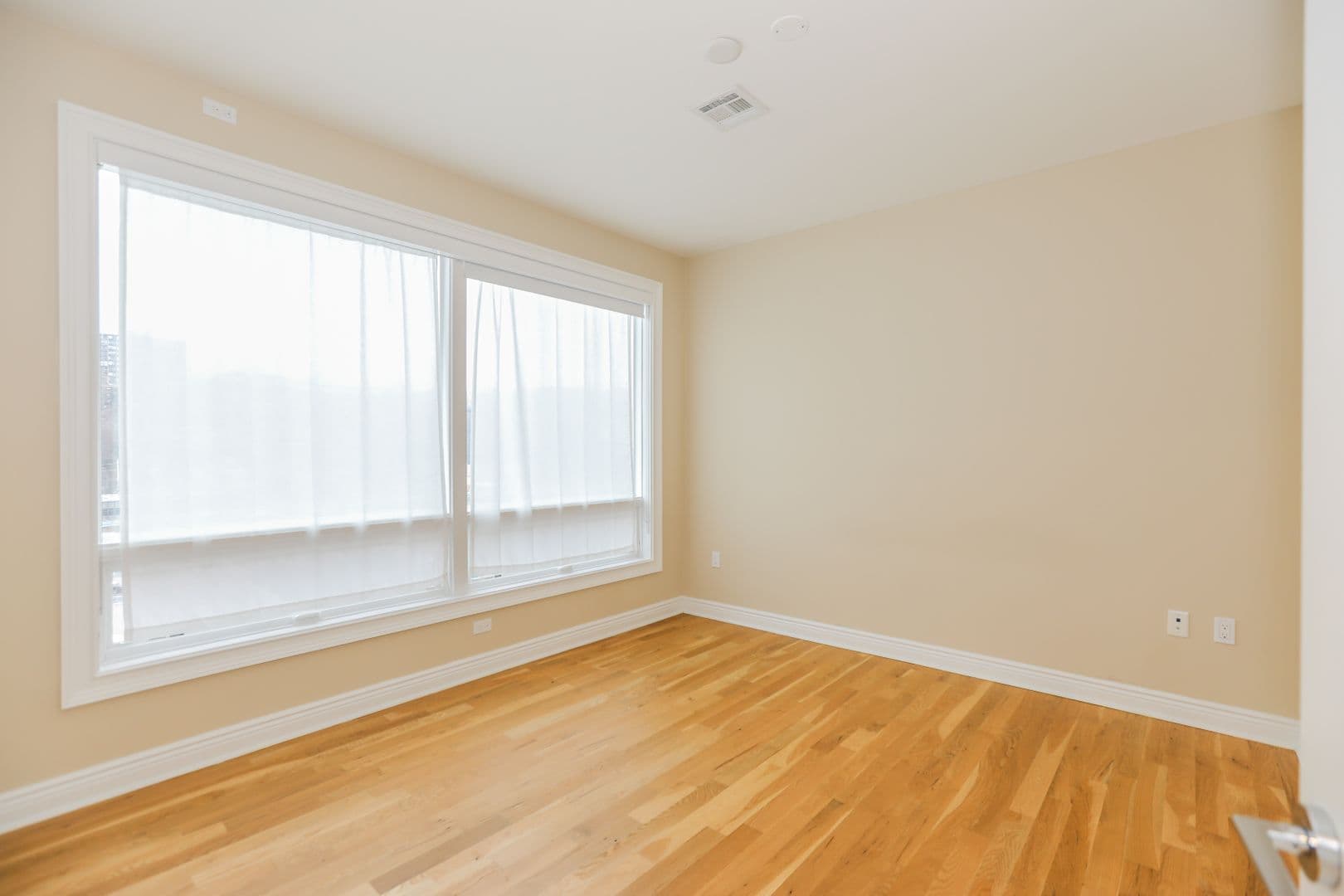 Secaucus Apartment: 4050 Riverside Station Blvd