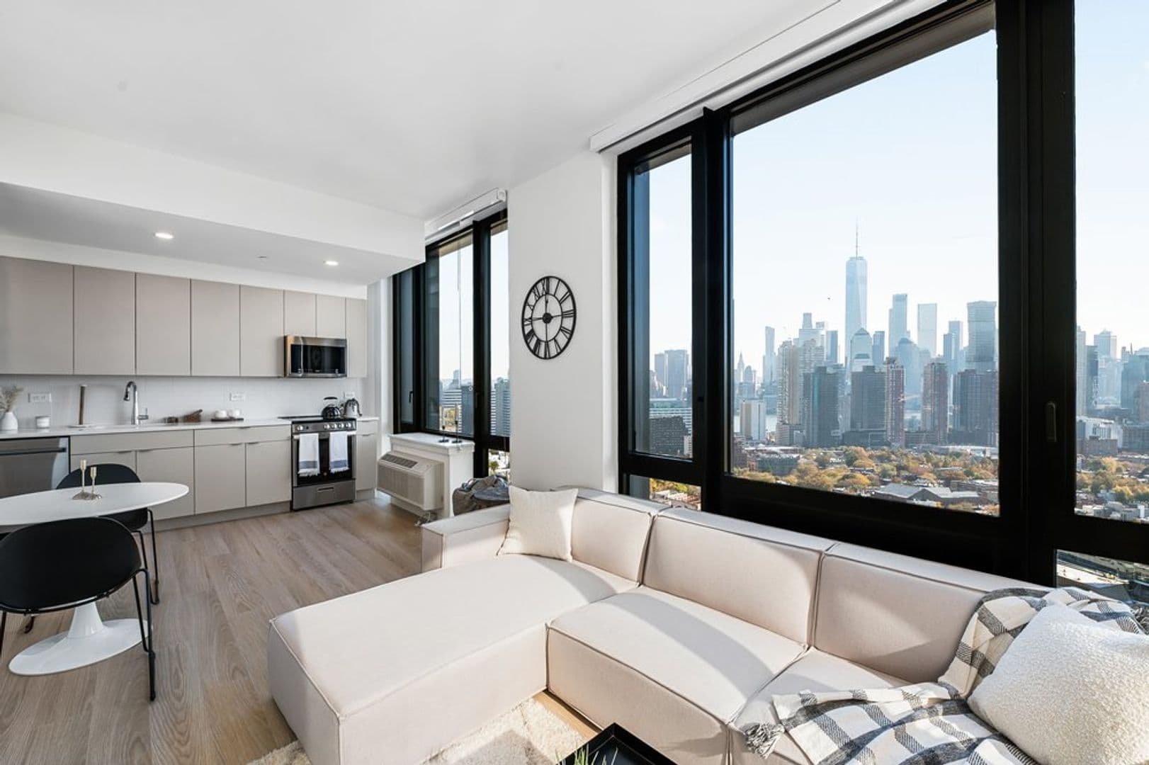 Jersey City Apartment: 28 Van Reipen Ave