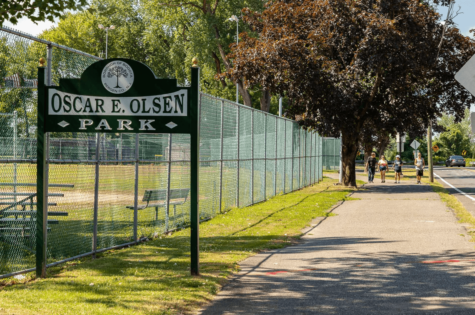 Hackensack Apartment: 2 Park Ave