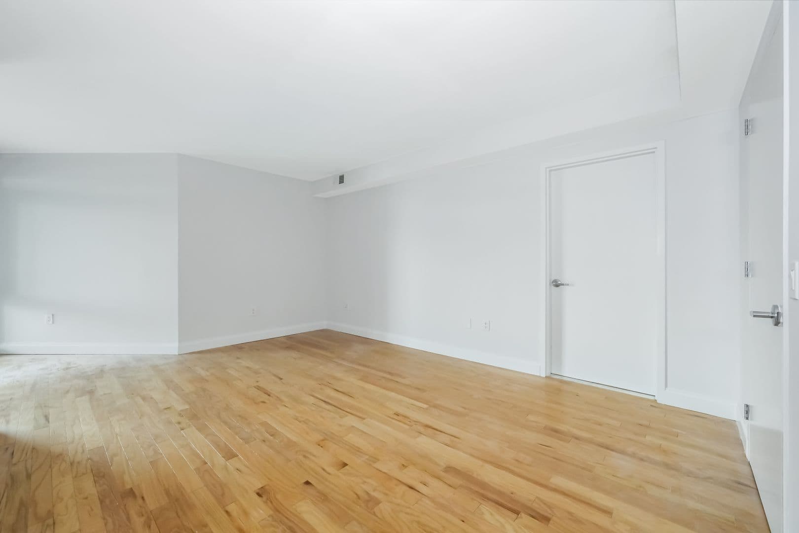 Weehawken Apartment: 1710 Park Ave