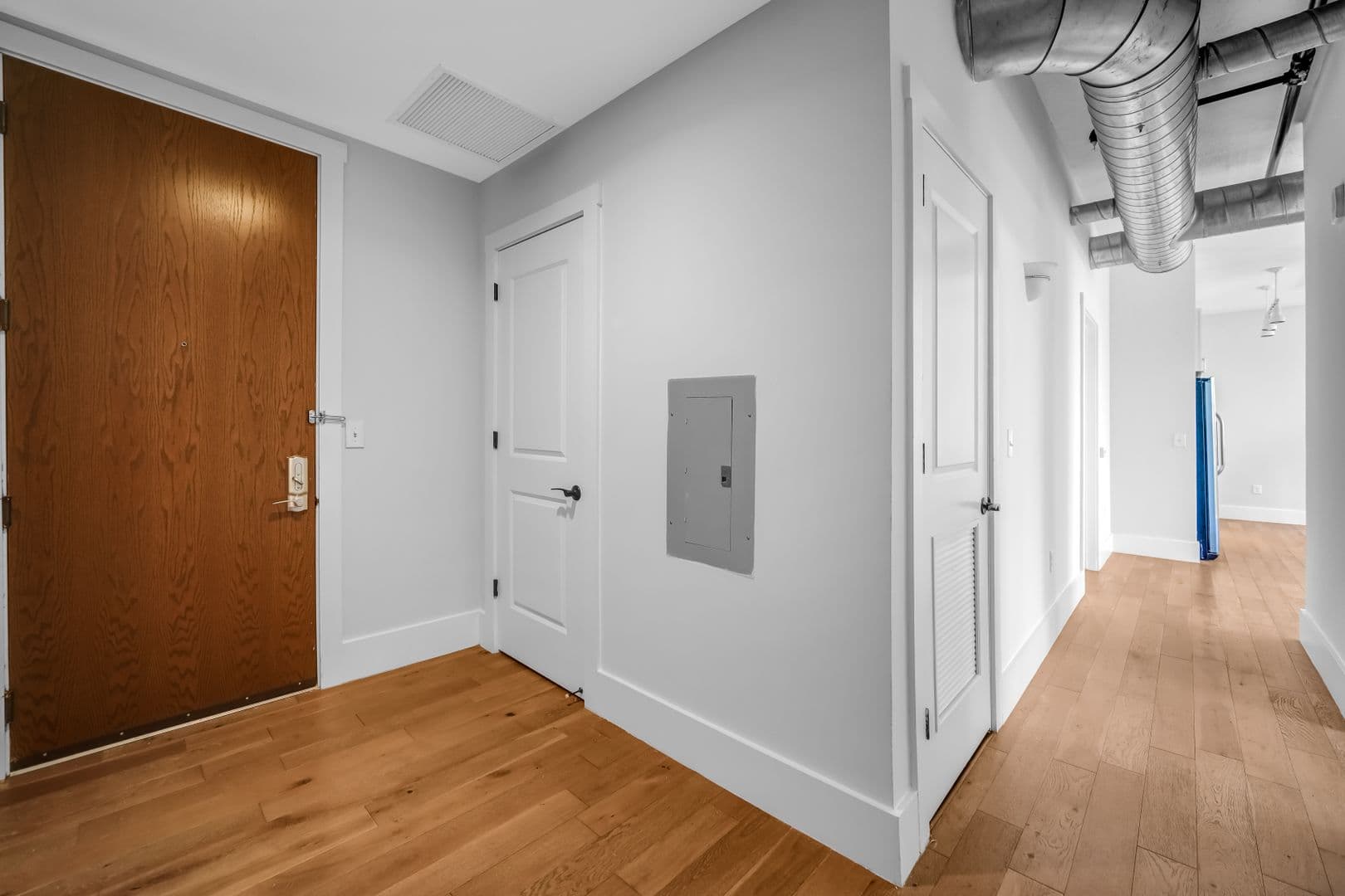 Jersey City Apartment: 299 Coles St