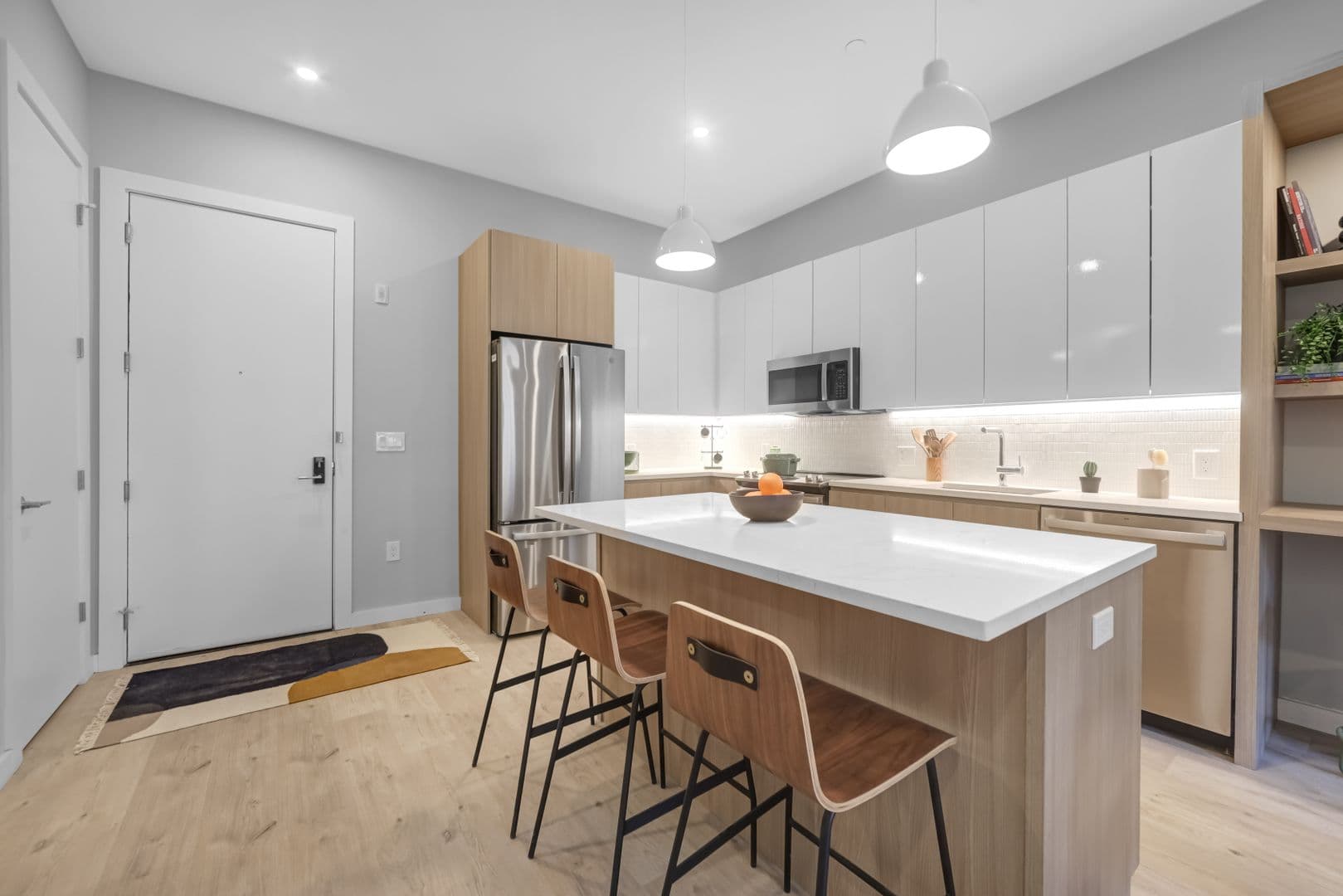 Harrison Apartment: 1100 S 5th Street