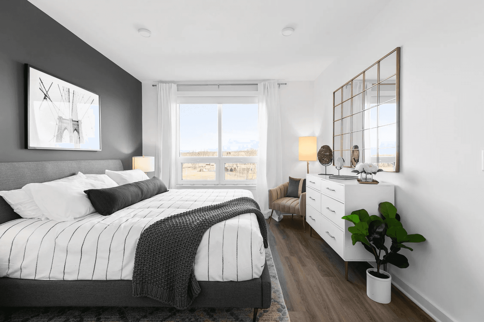 Hackensack Apartment: 2 Park Ave
