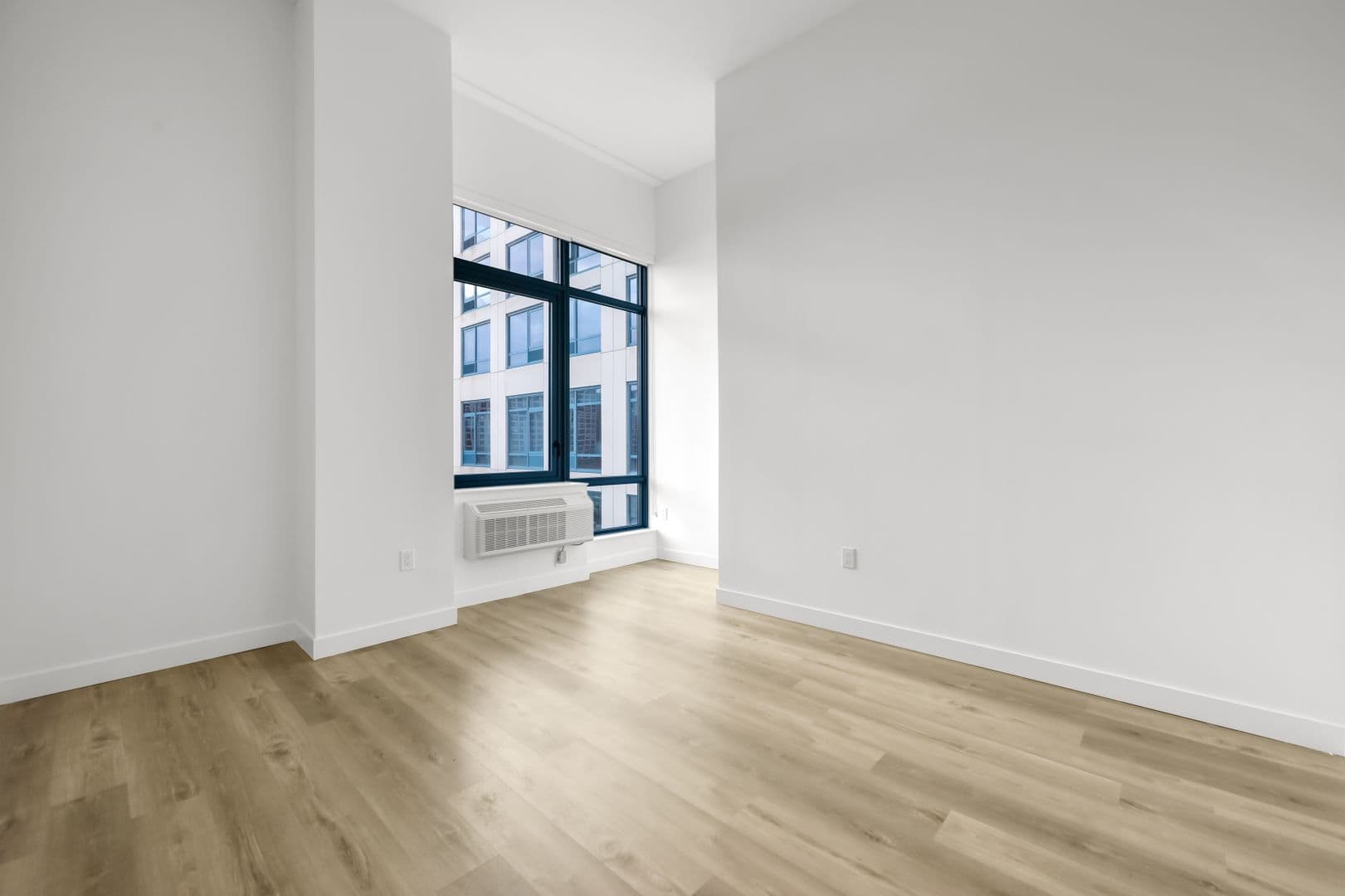 WEEHAWKEN Apartment: 805 HARBOR BLVD