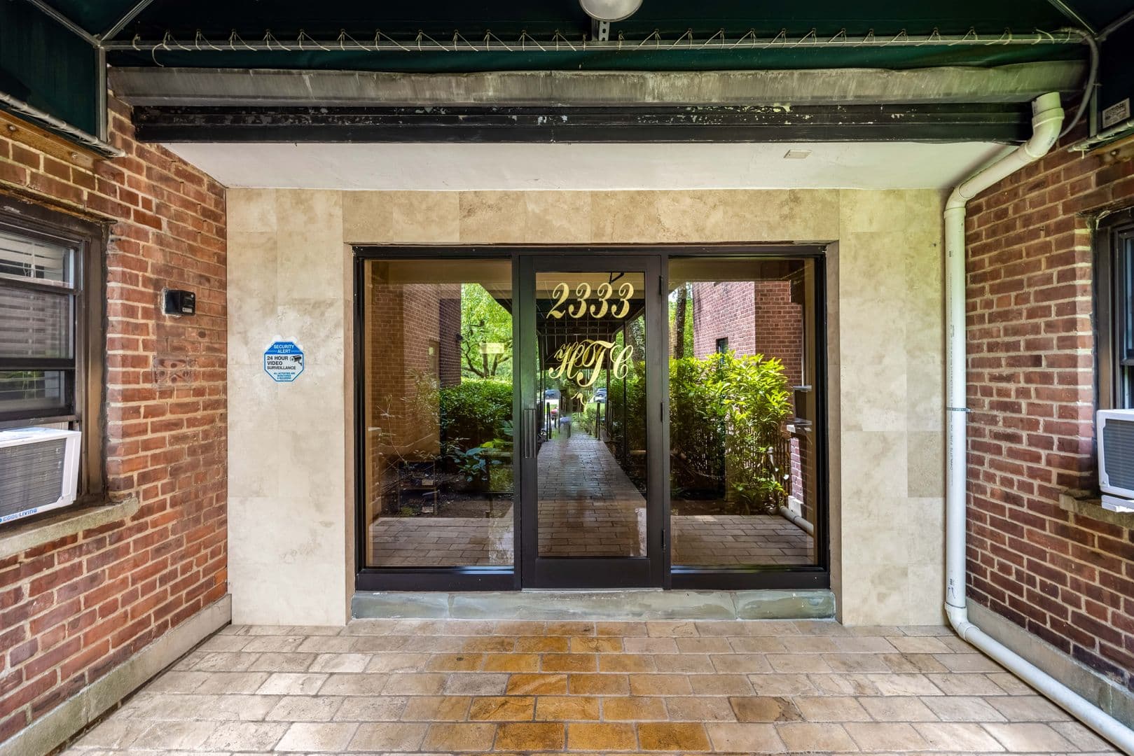 Fort Lee Apartment: 2335 Hudson Terrace