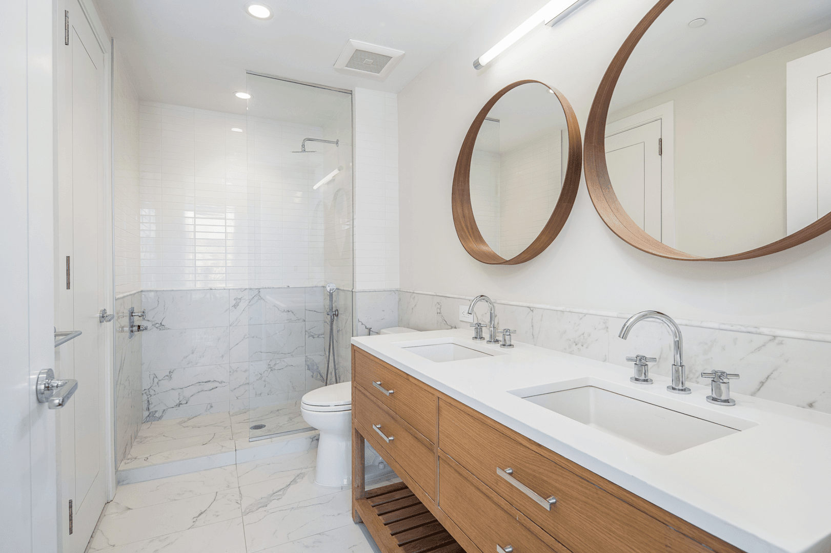 Jersey City Apartment: 370 9th st
