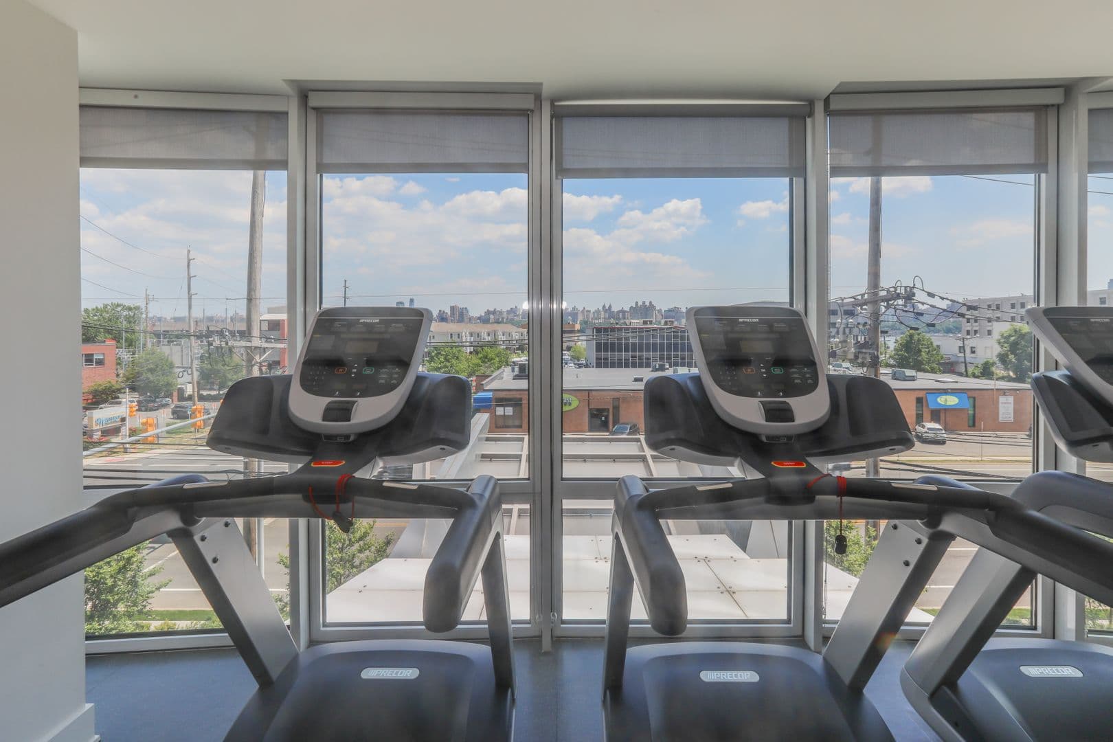 Edgewater Apartment: 7650 River Road