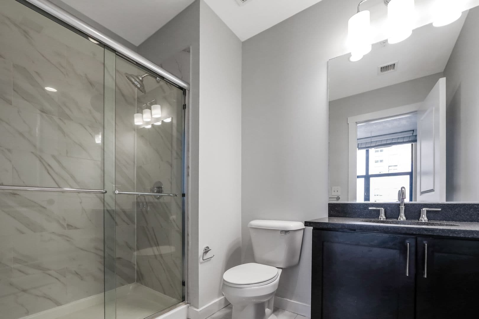 Jersey City Apartment: 299 Coles St