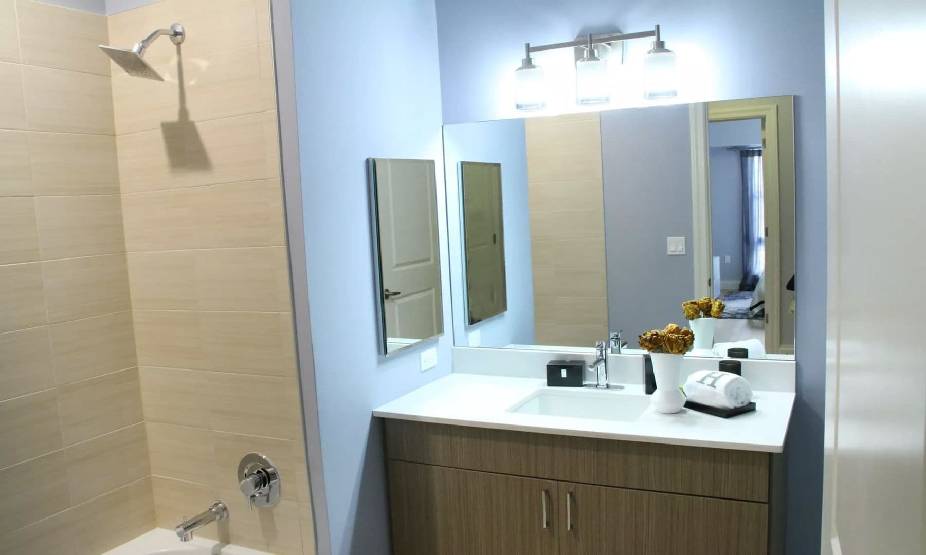 Secaucus Apartment: 120 Park Plaza Drive