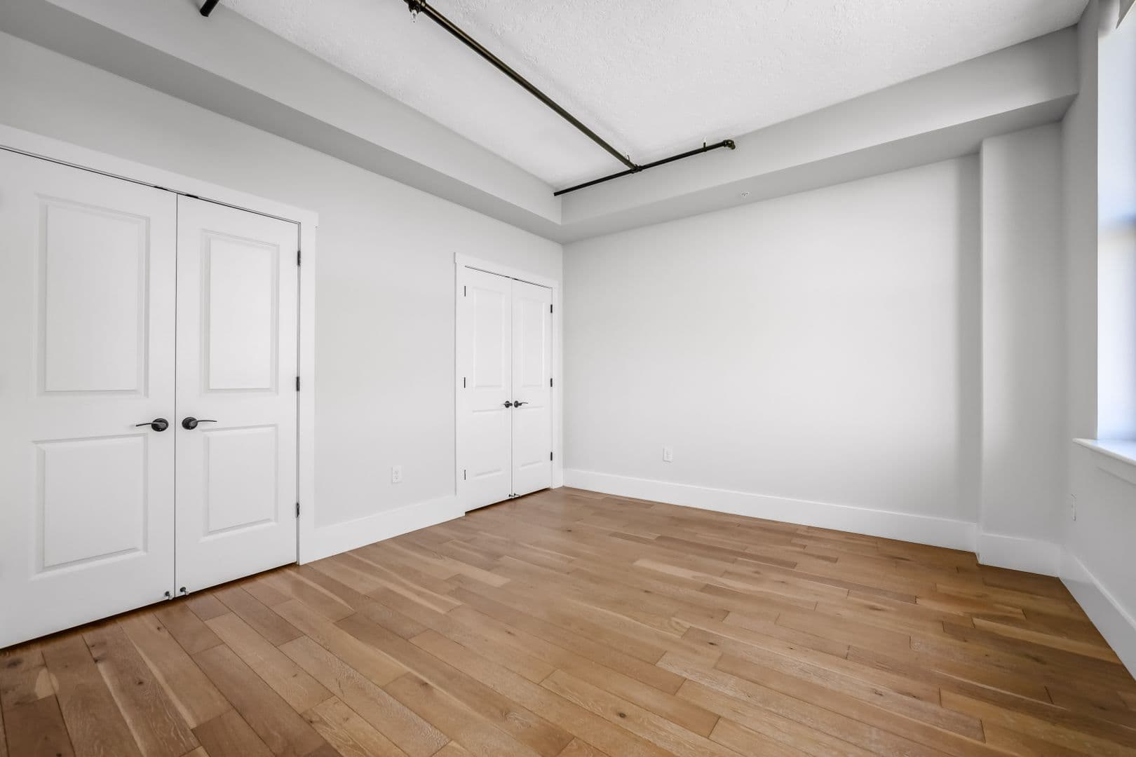 Jersey City Apartment: 299 Coles St