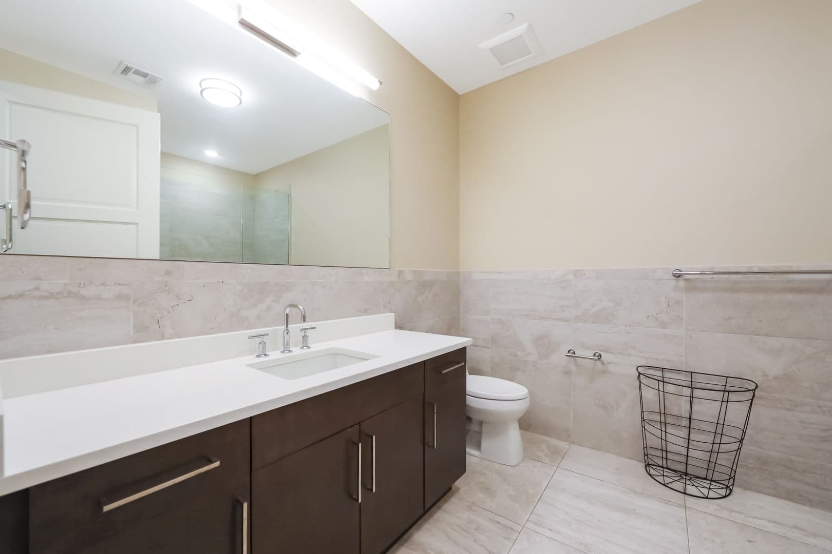 Edgewater Condo: 10 Main St